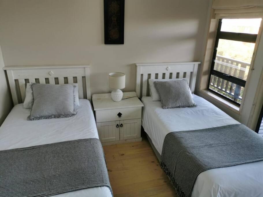 Three-Bedroom House photo 2