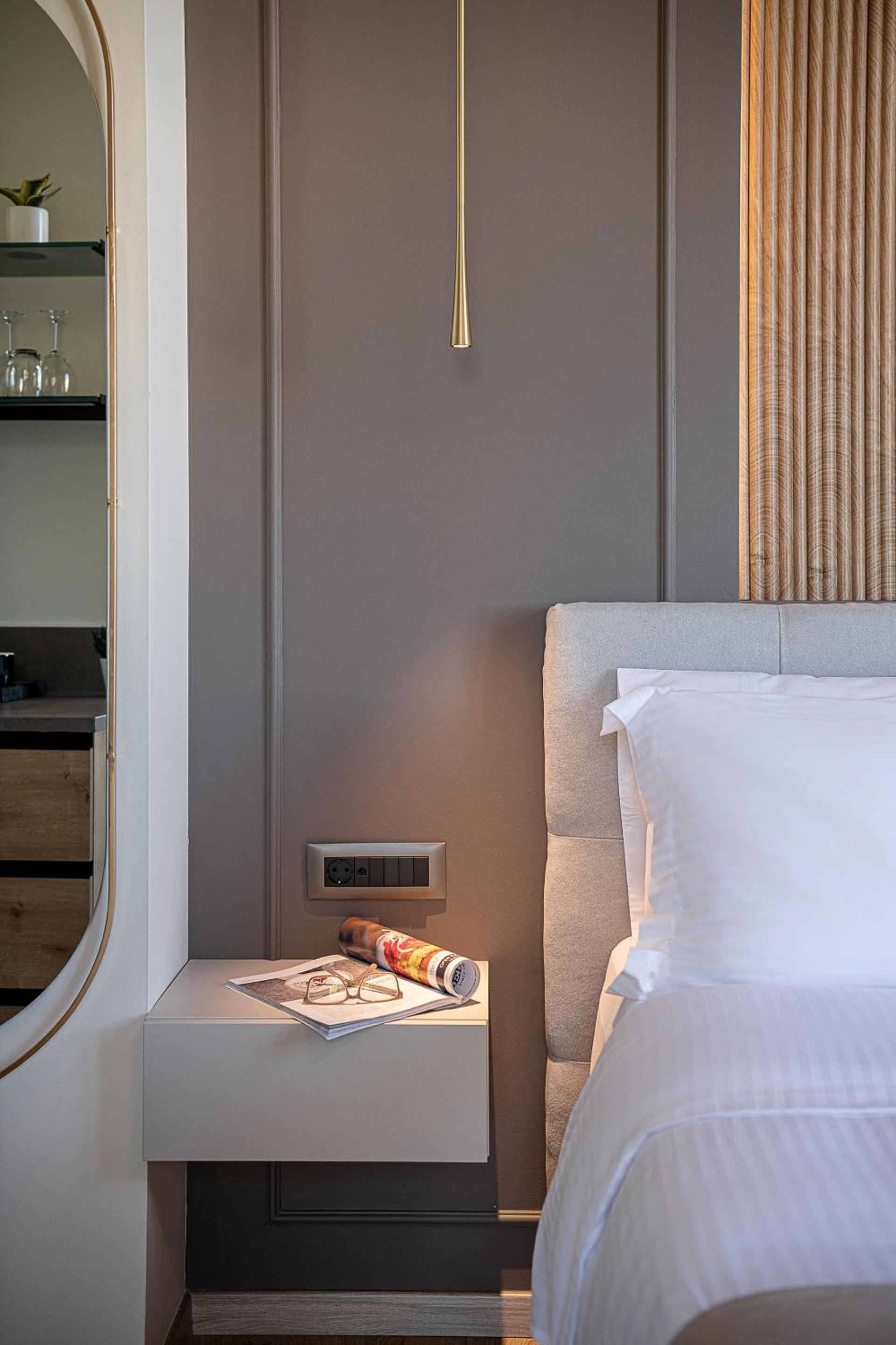 Suite with Sea View - Photo 11