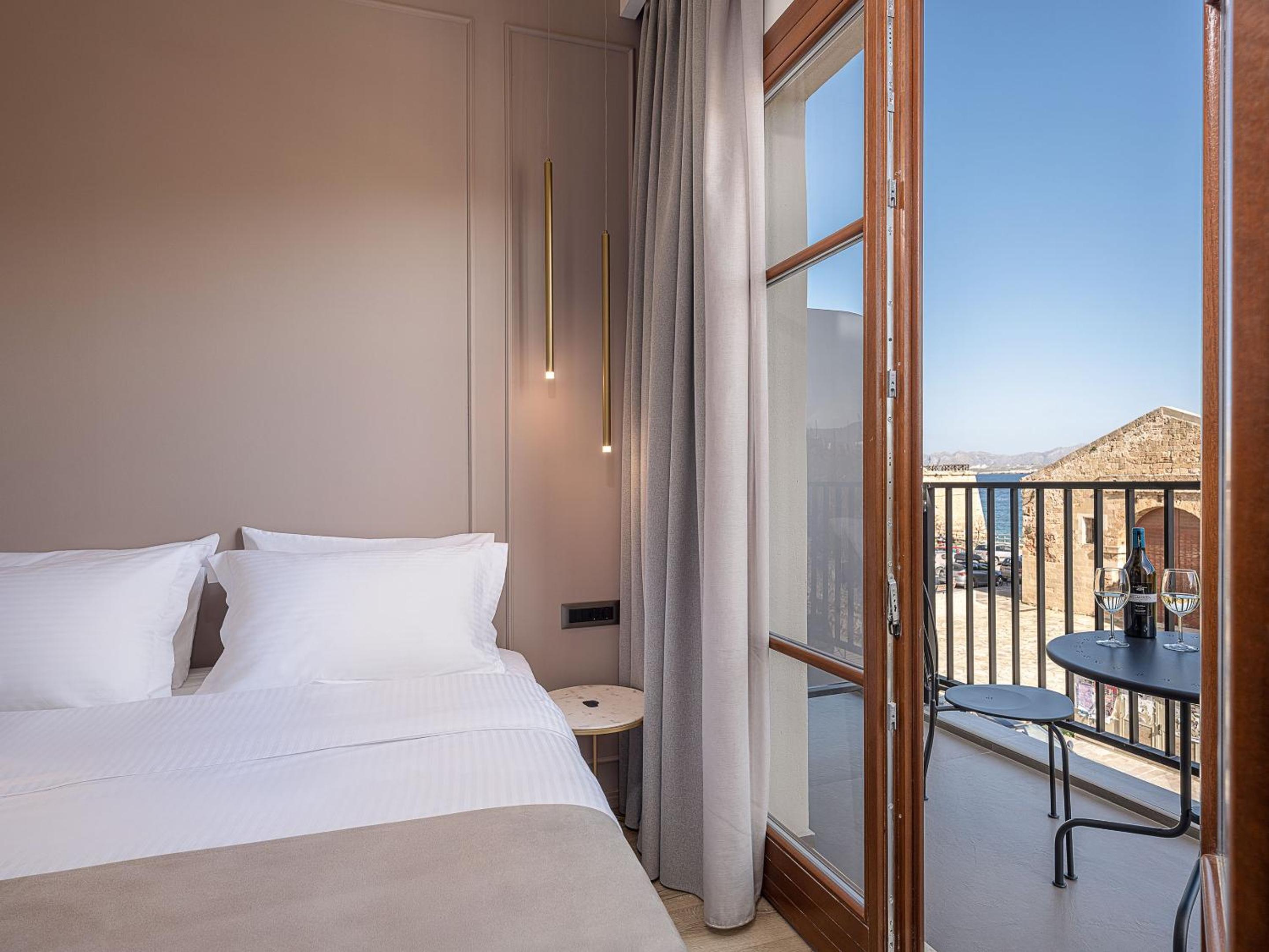 Triple Suite with Sea View - Photo 14