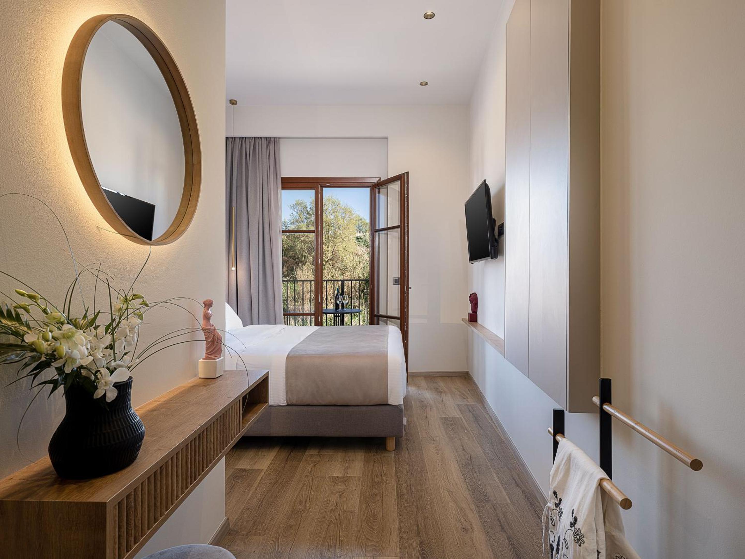 Triple Suite with Sea View - Photo 1
