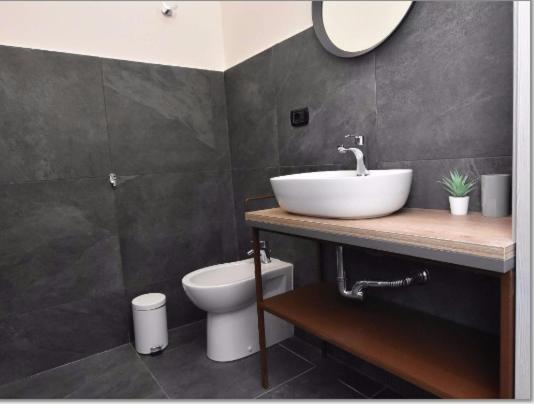 Standard Double Room - Photo 4