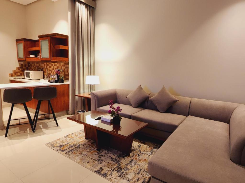 Double or Twin Junior Suite photo 3