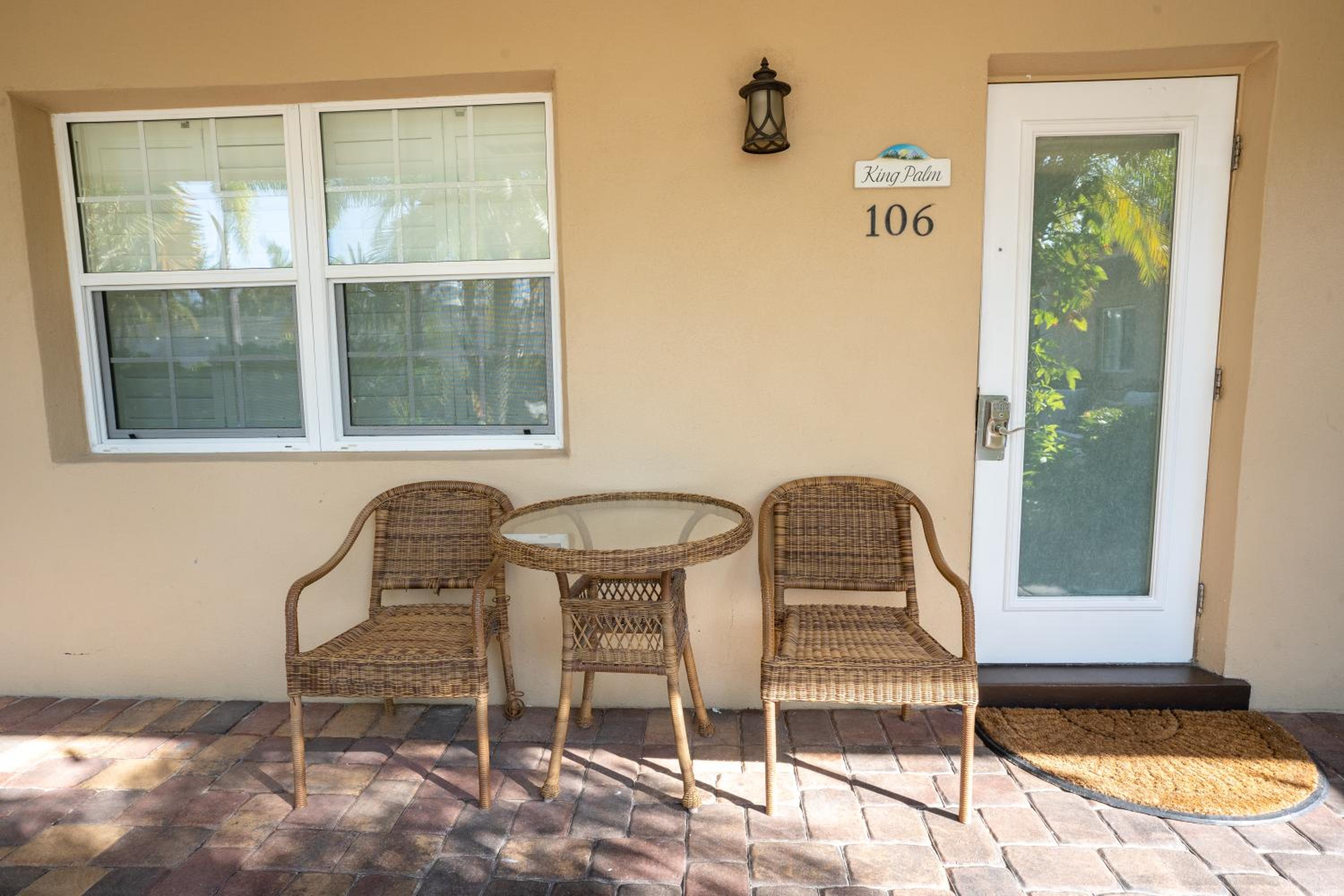 King Villa Unit 106 photo 3