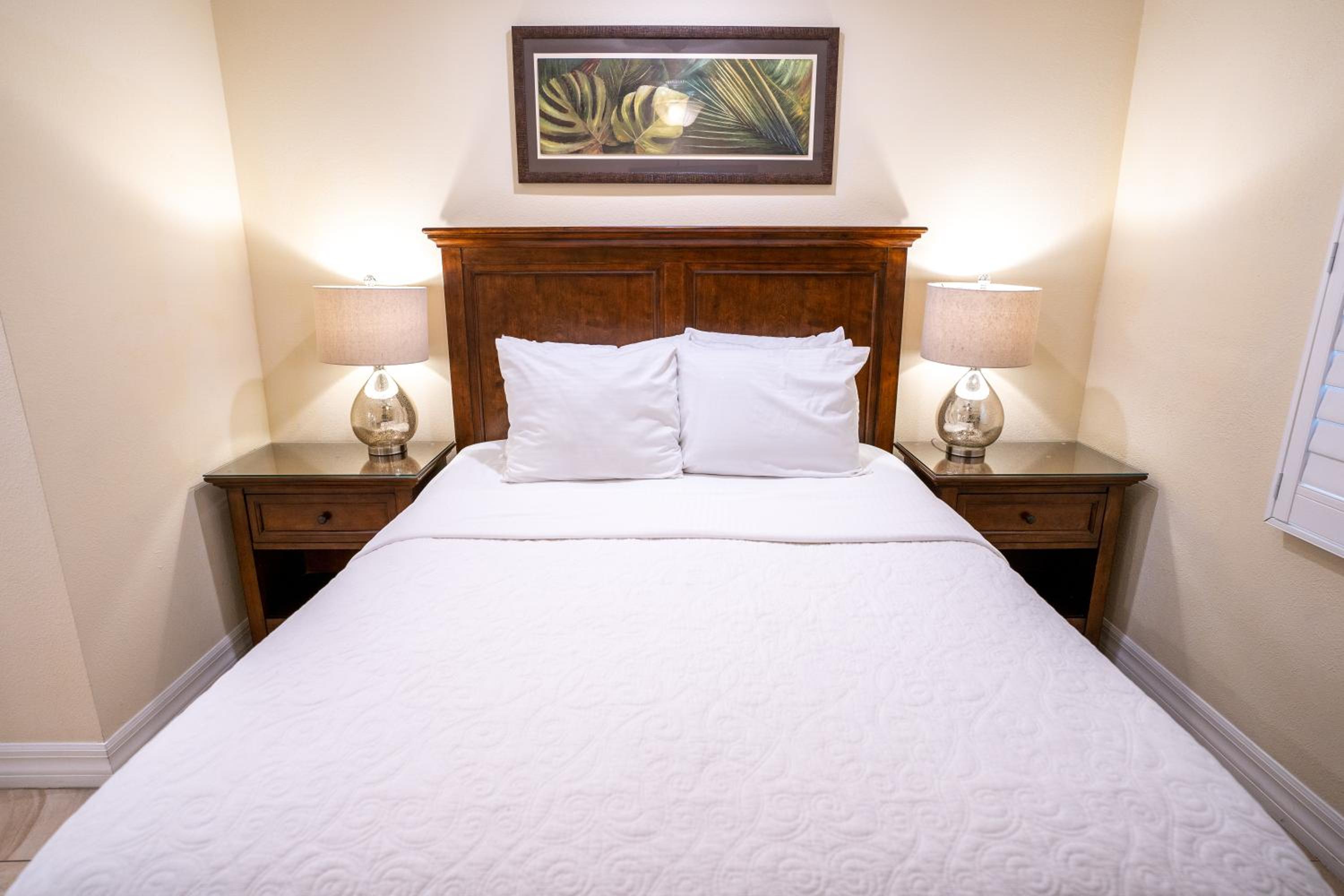 One-Bedroom Suite Unit 109