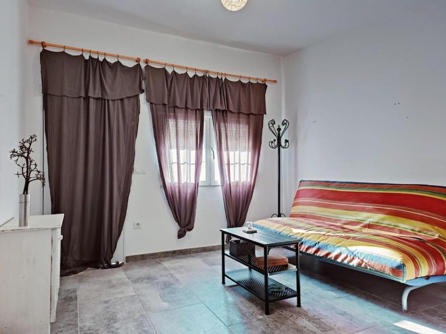 Casa de tres habitaciones