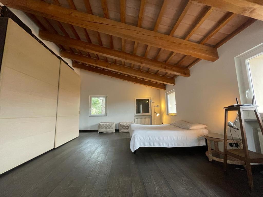 One-Bedroom House photo 2