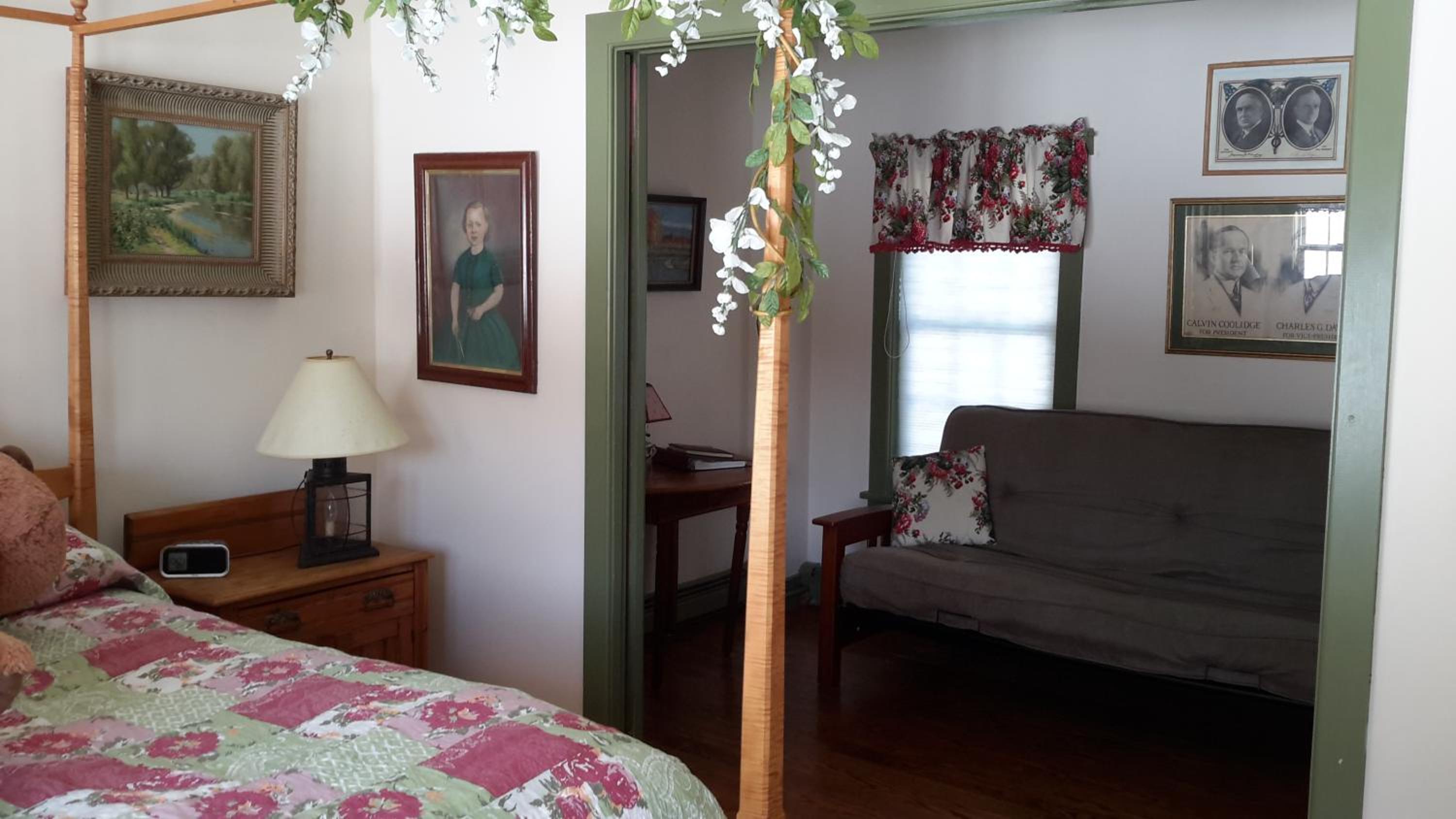 Queen Suite photo 3