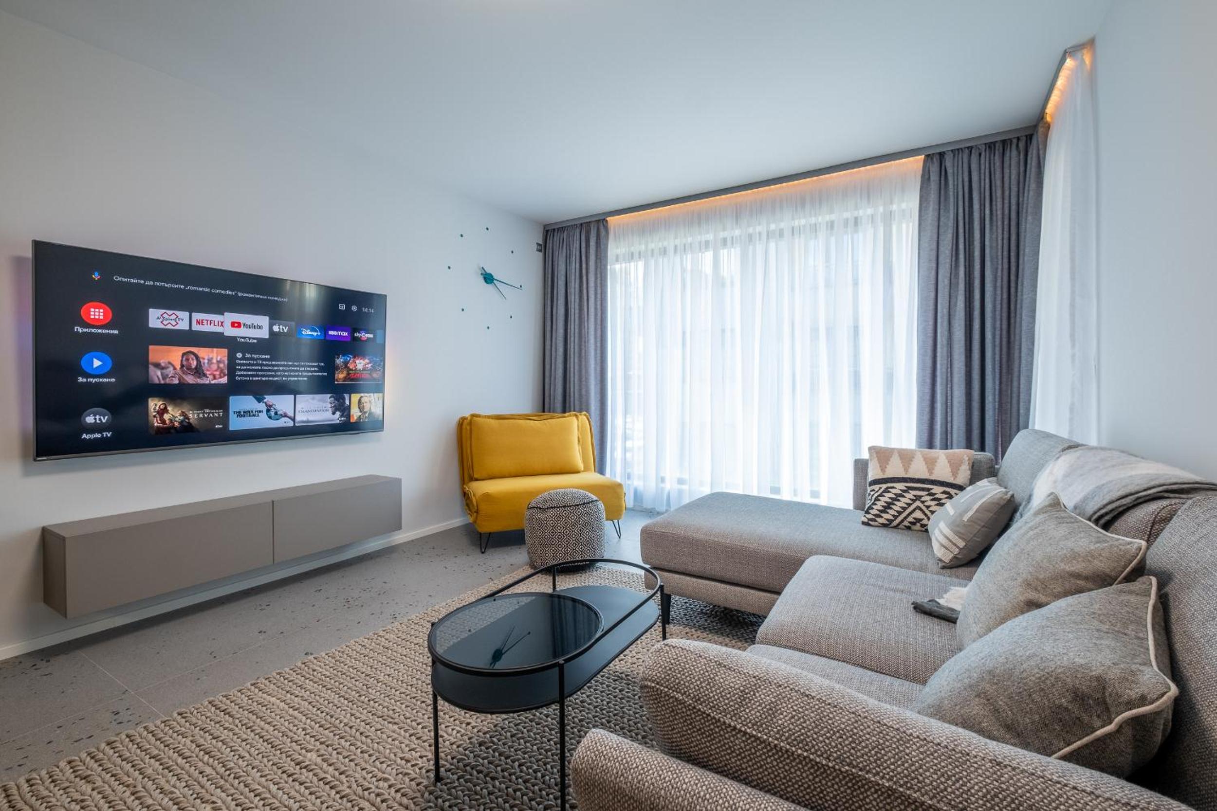One-Bedroom Apartment
