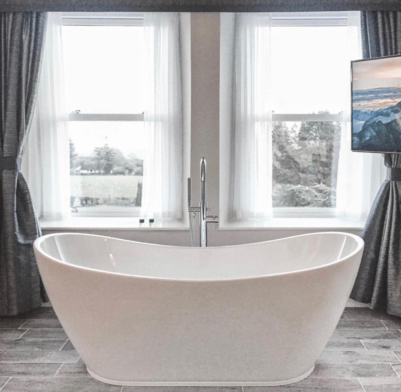 Deluxe Suite photo 3