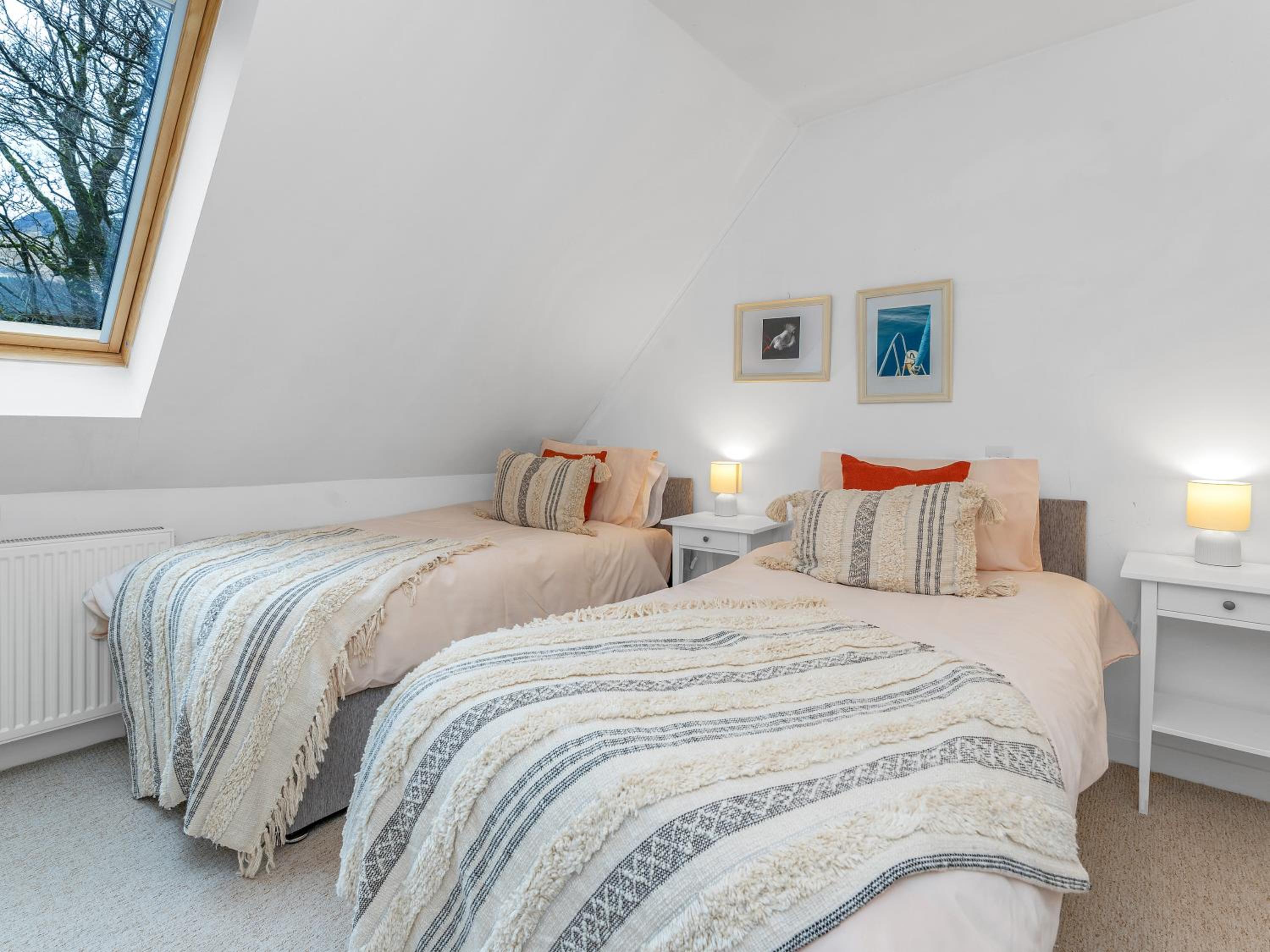 Four-Bedroom House photo 1