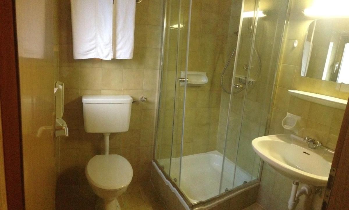 Standard Single Room with Mountain View photo 2