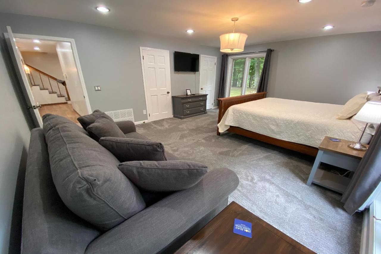 Four-Bedroom Vacation Home photo 2