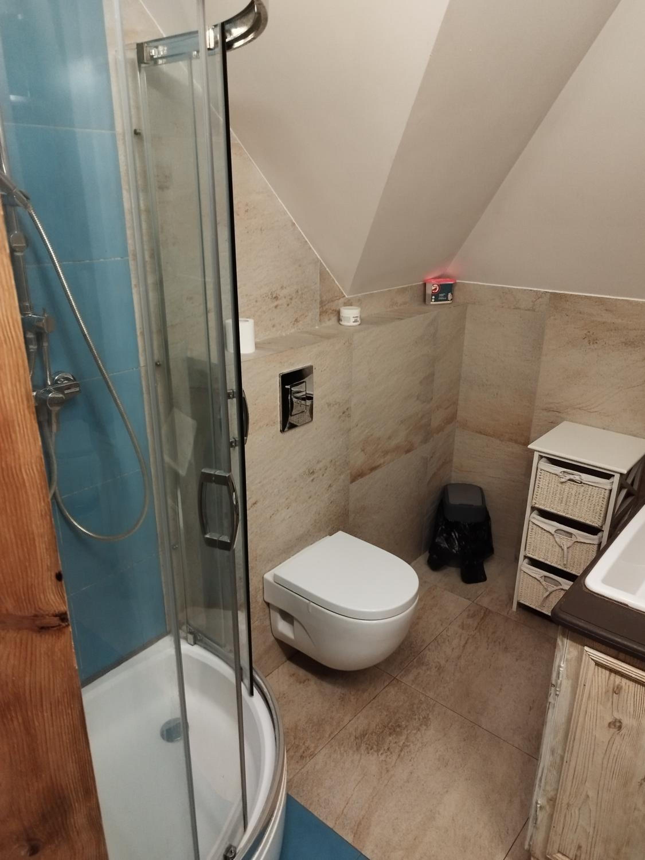 Four-Bedroom House - Photo 1
