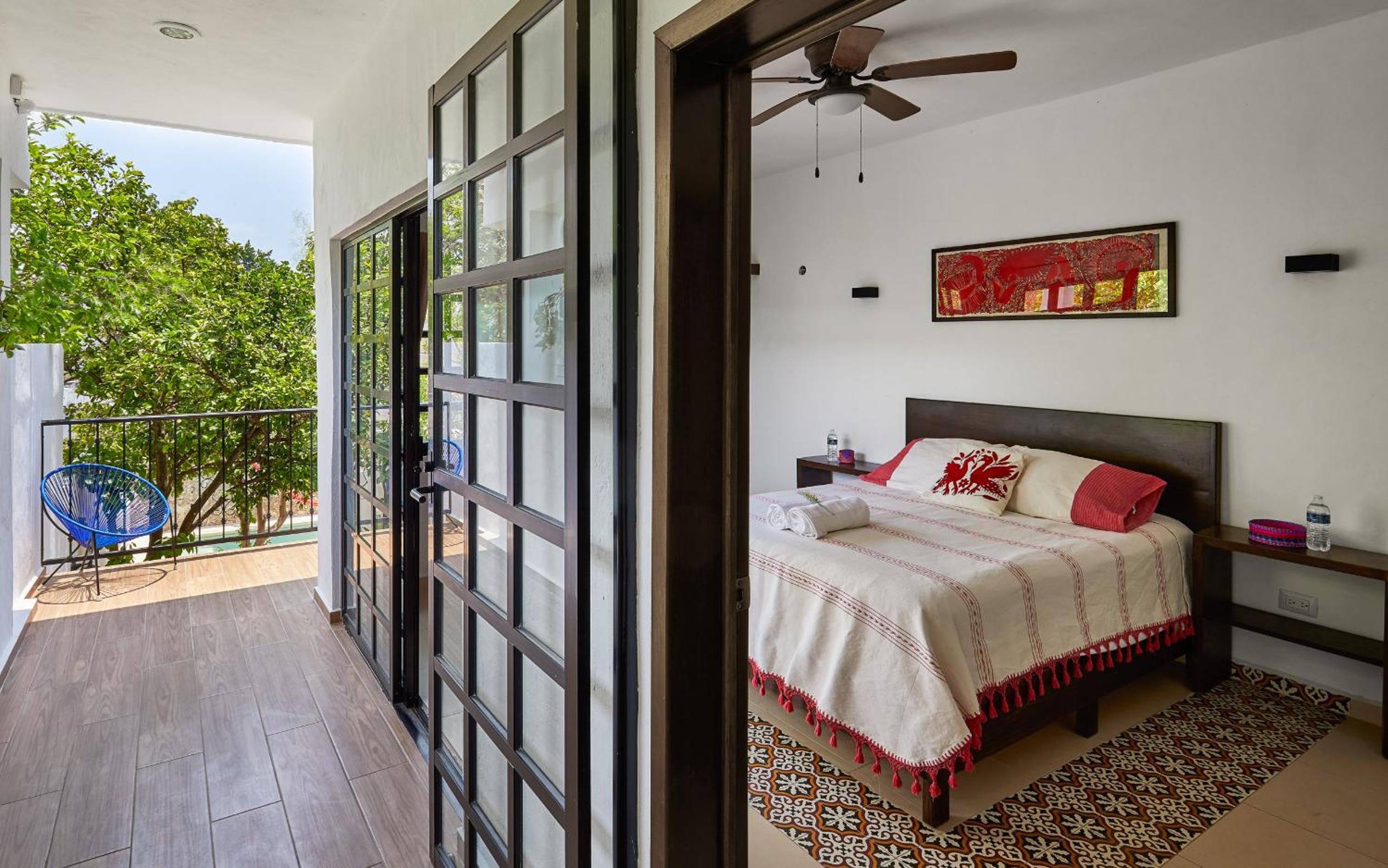Two-Bedroom House - Photo 1