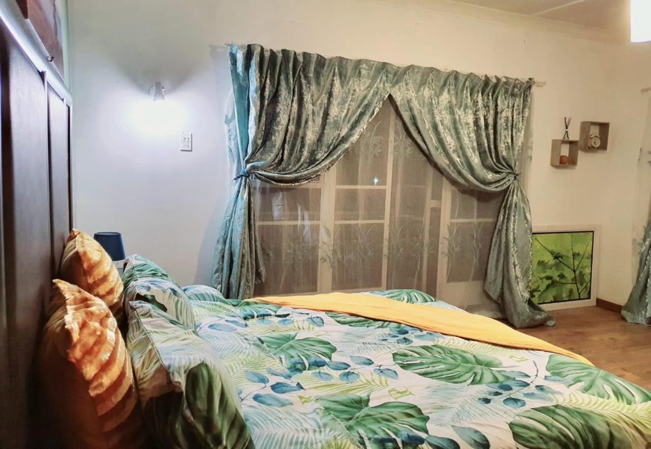 Queen Room with Balcony