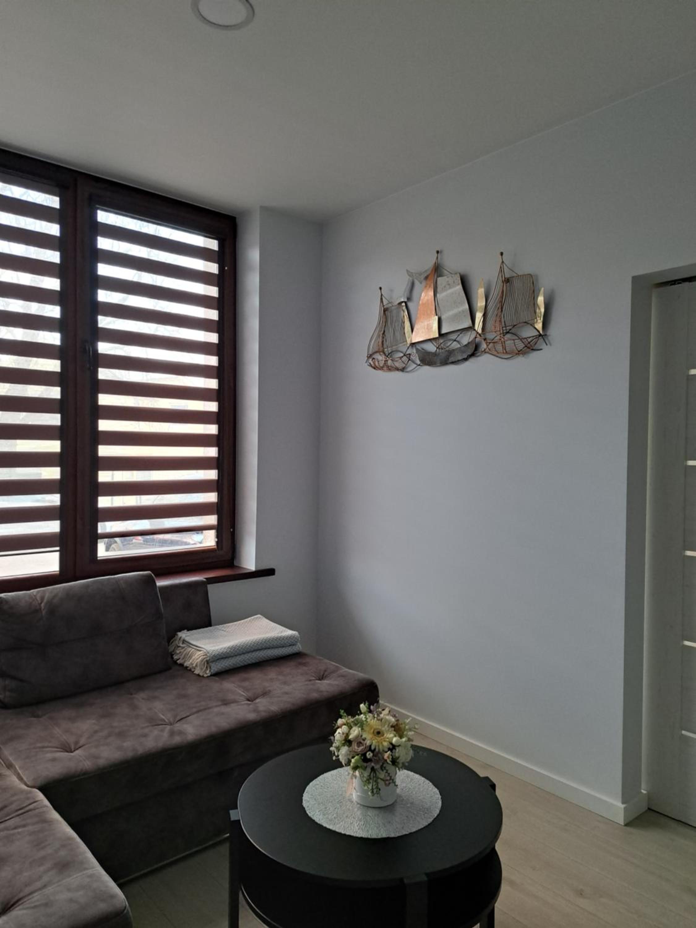 One-Bedroom Apartment - Photo 8