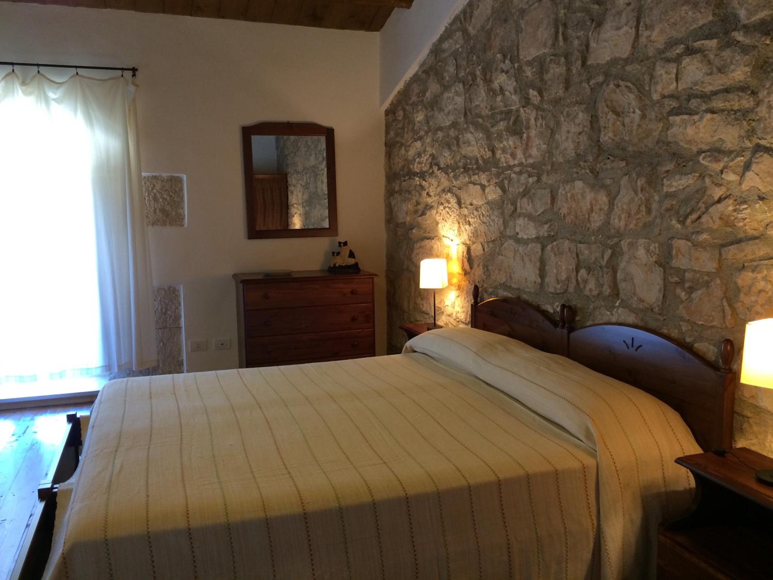 Maisonette photo 1