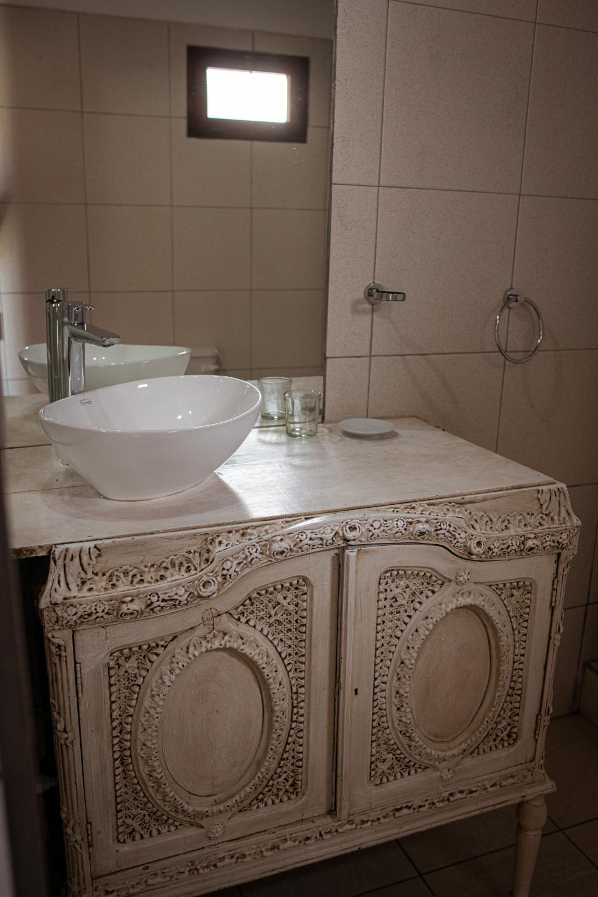 Double Room with Private Bathroom photo 3