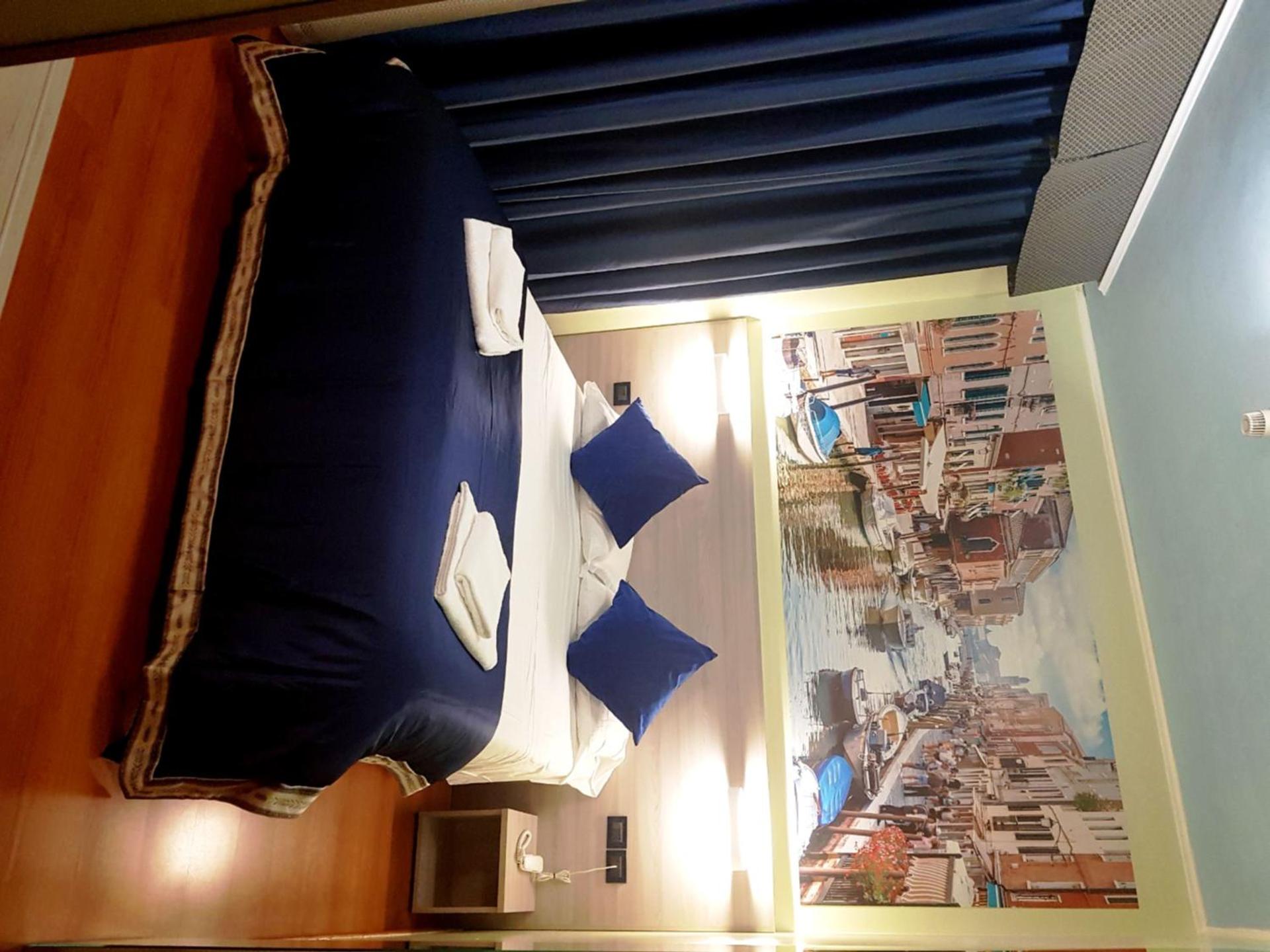 Double or Twin Room - Photo 2