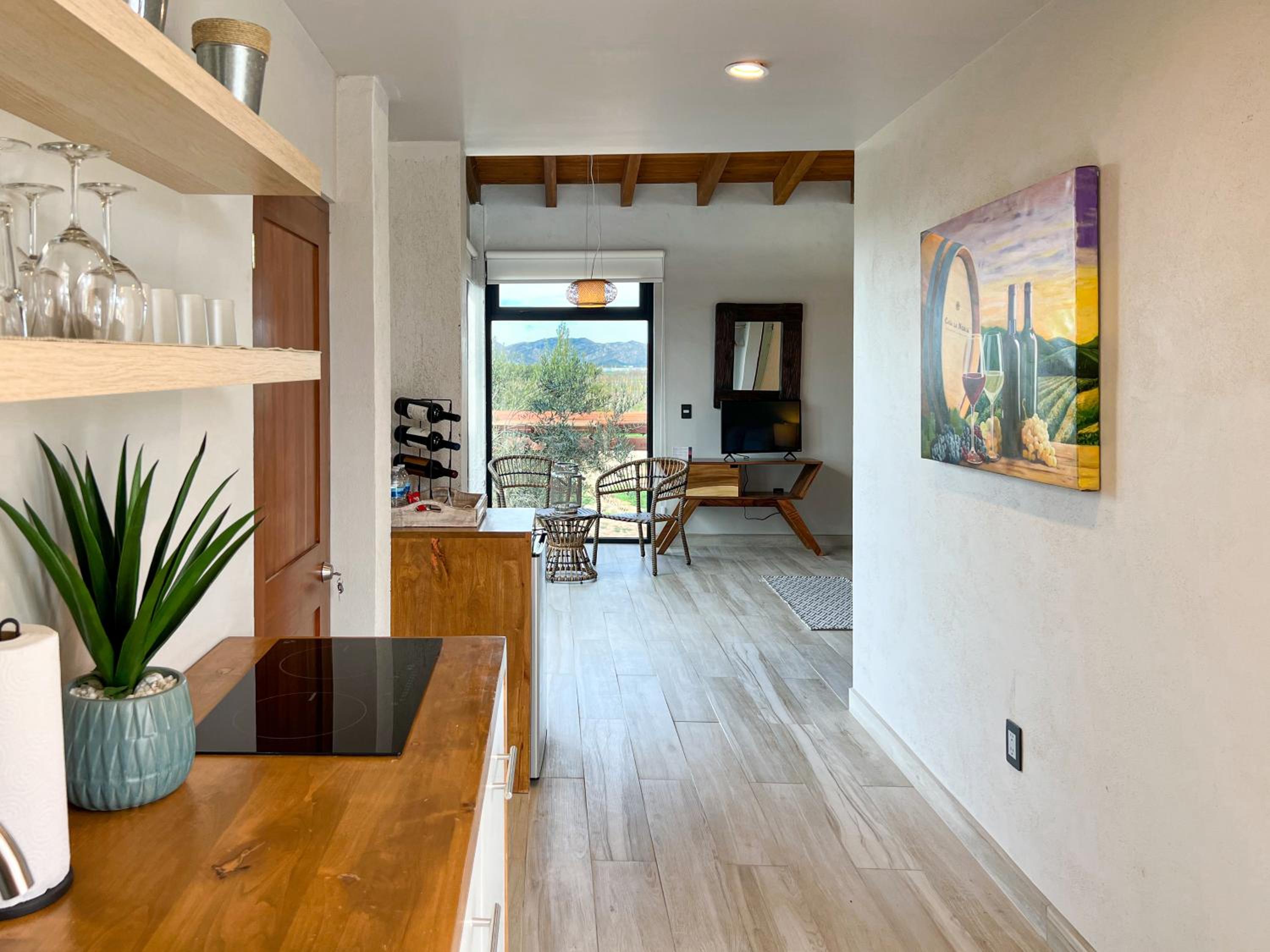 Twin Room with Private Bathroom - Photo 8