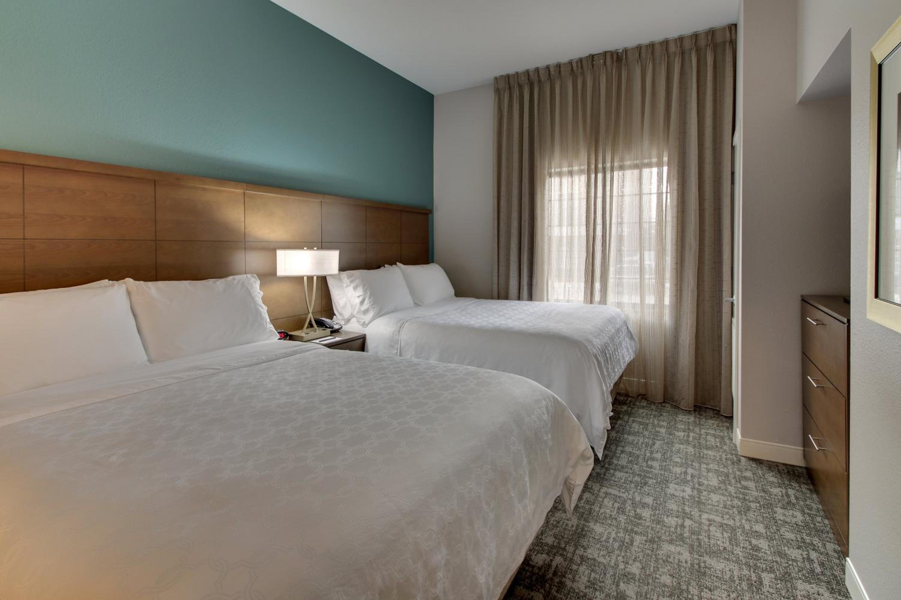 One-Bedroom Queen Suite with Two Queen Beds - Photo 17