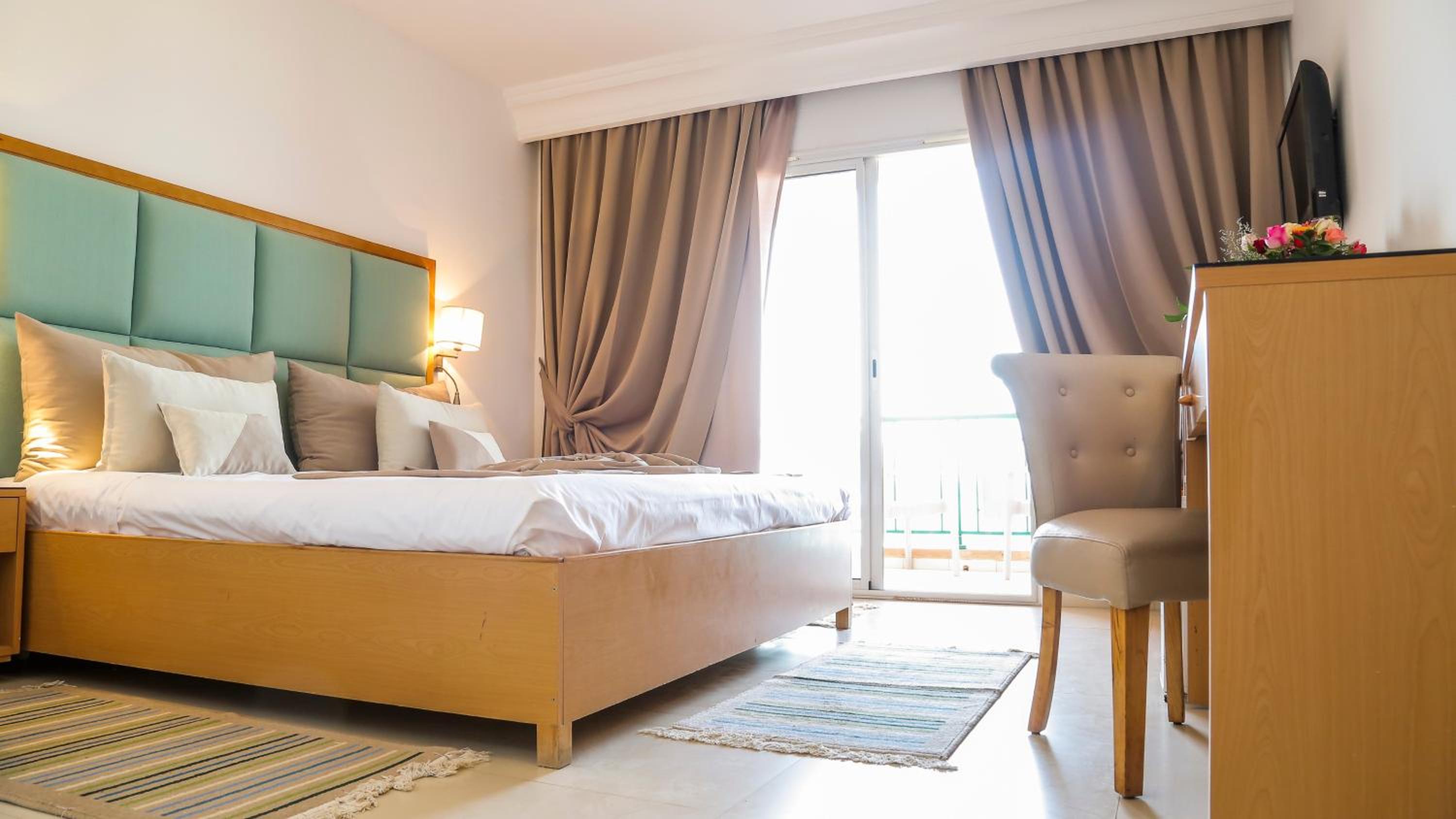 Double Room - Photo 2