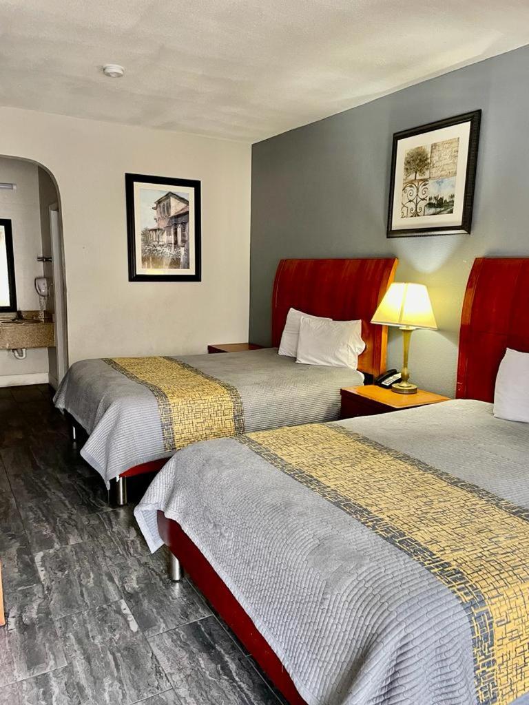 Queen Room