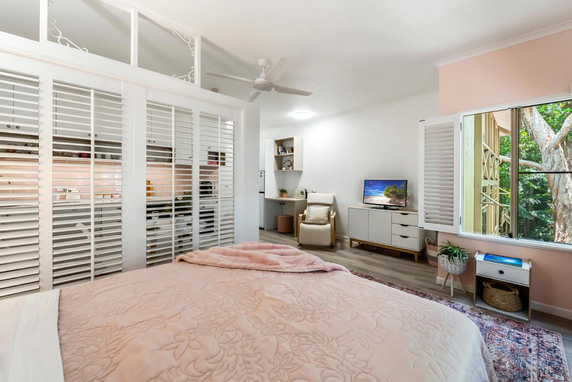 Orchid Suite photo 2