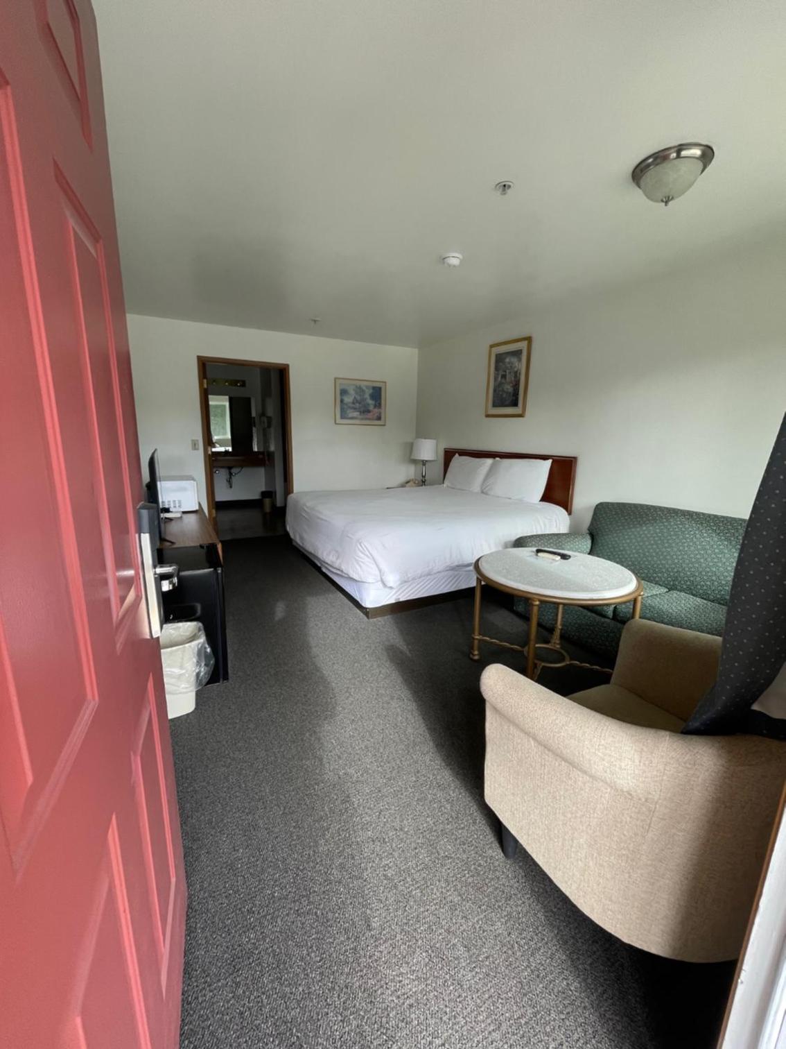 King Room - Disability Access photo 1