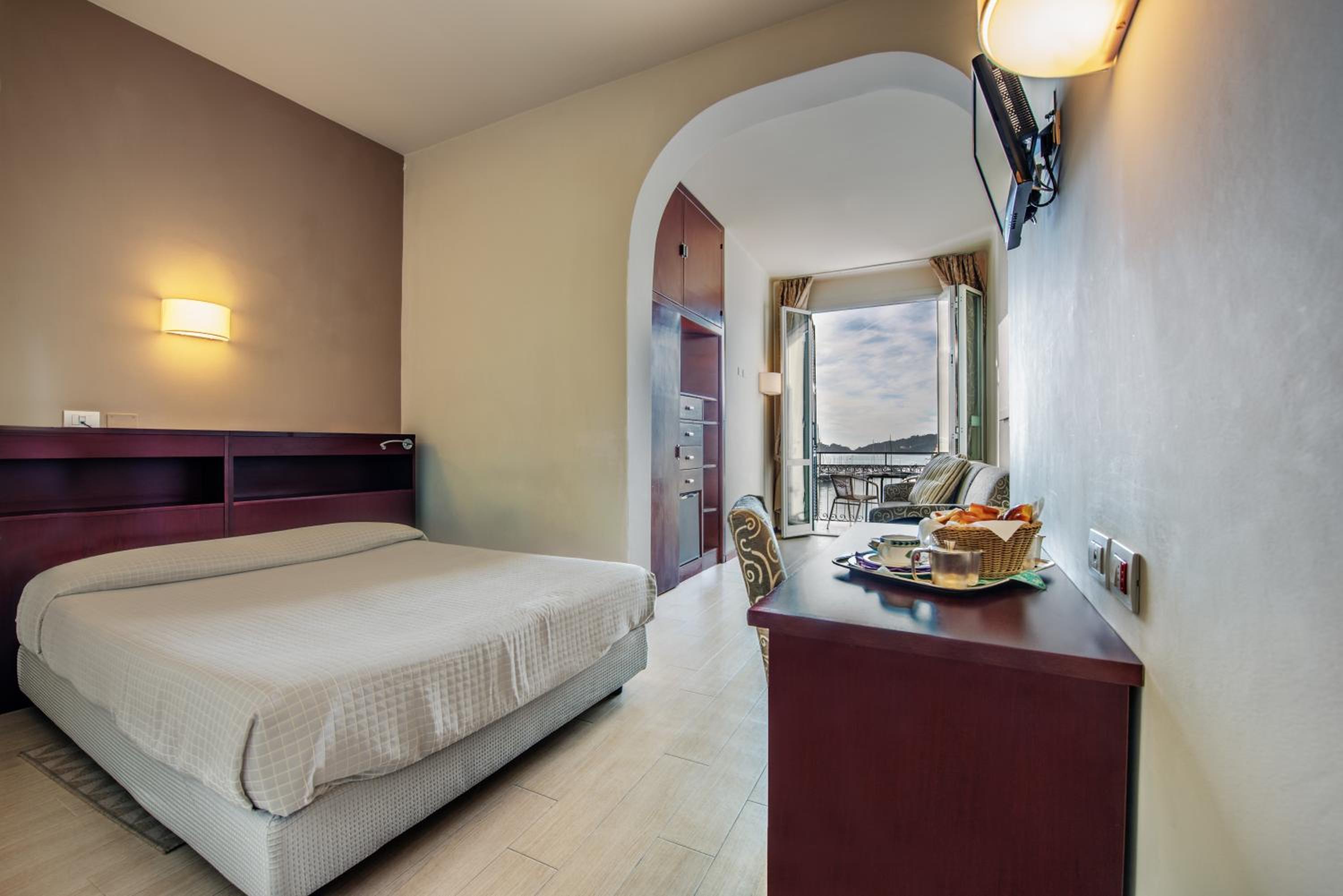 Triple Room with Sea View photo 3