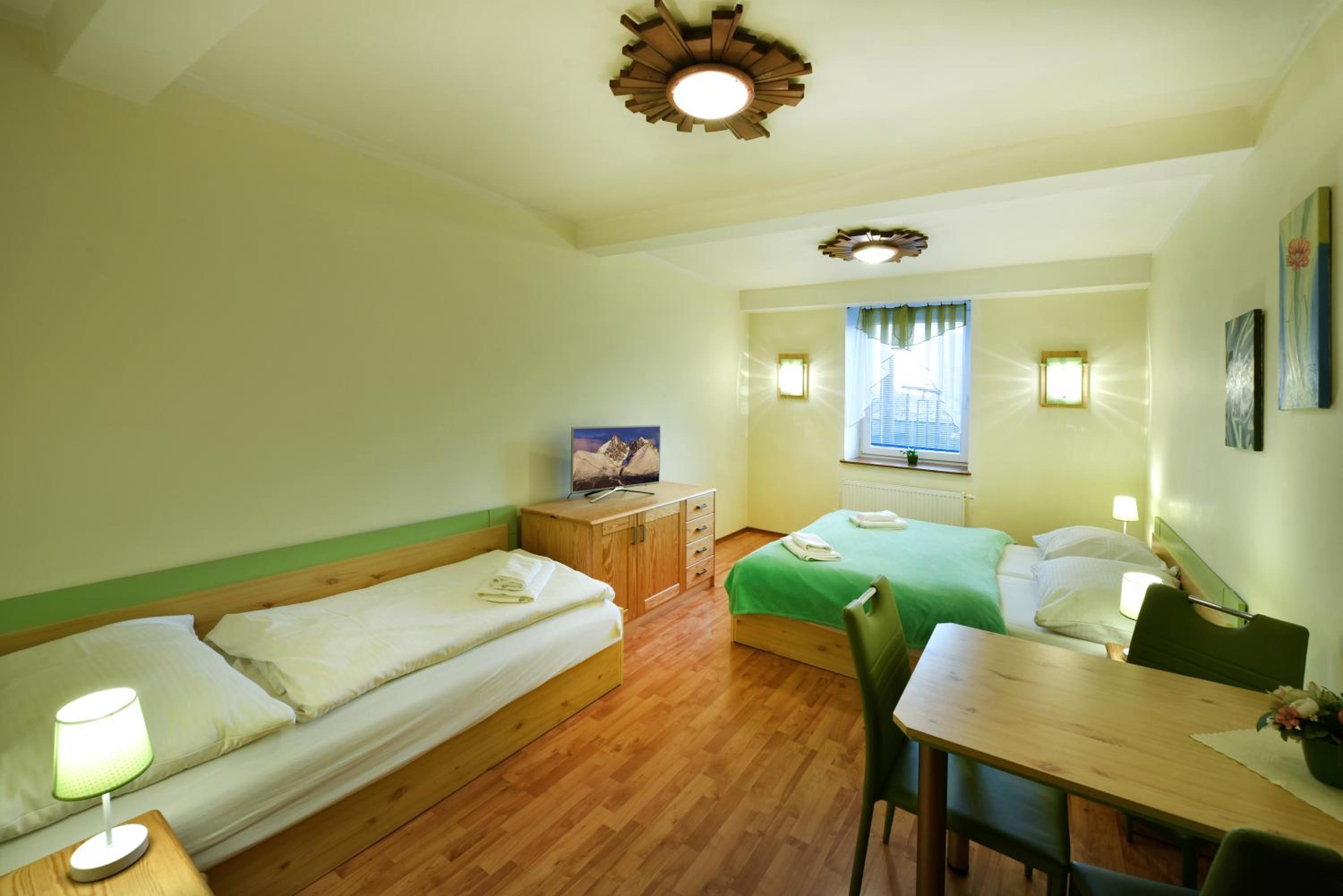 Standard Triple Room photo 3