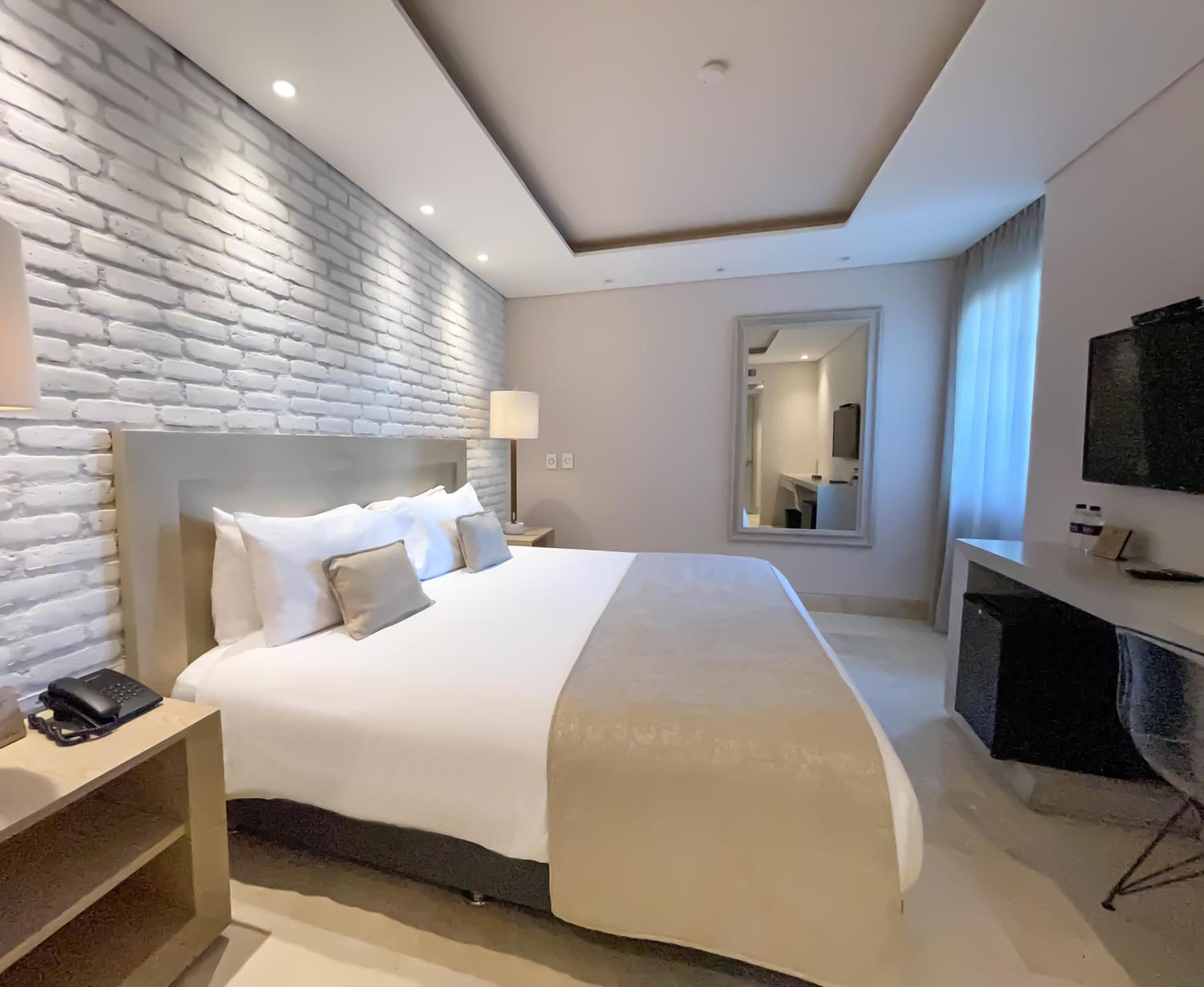 Standard King Room
