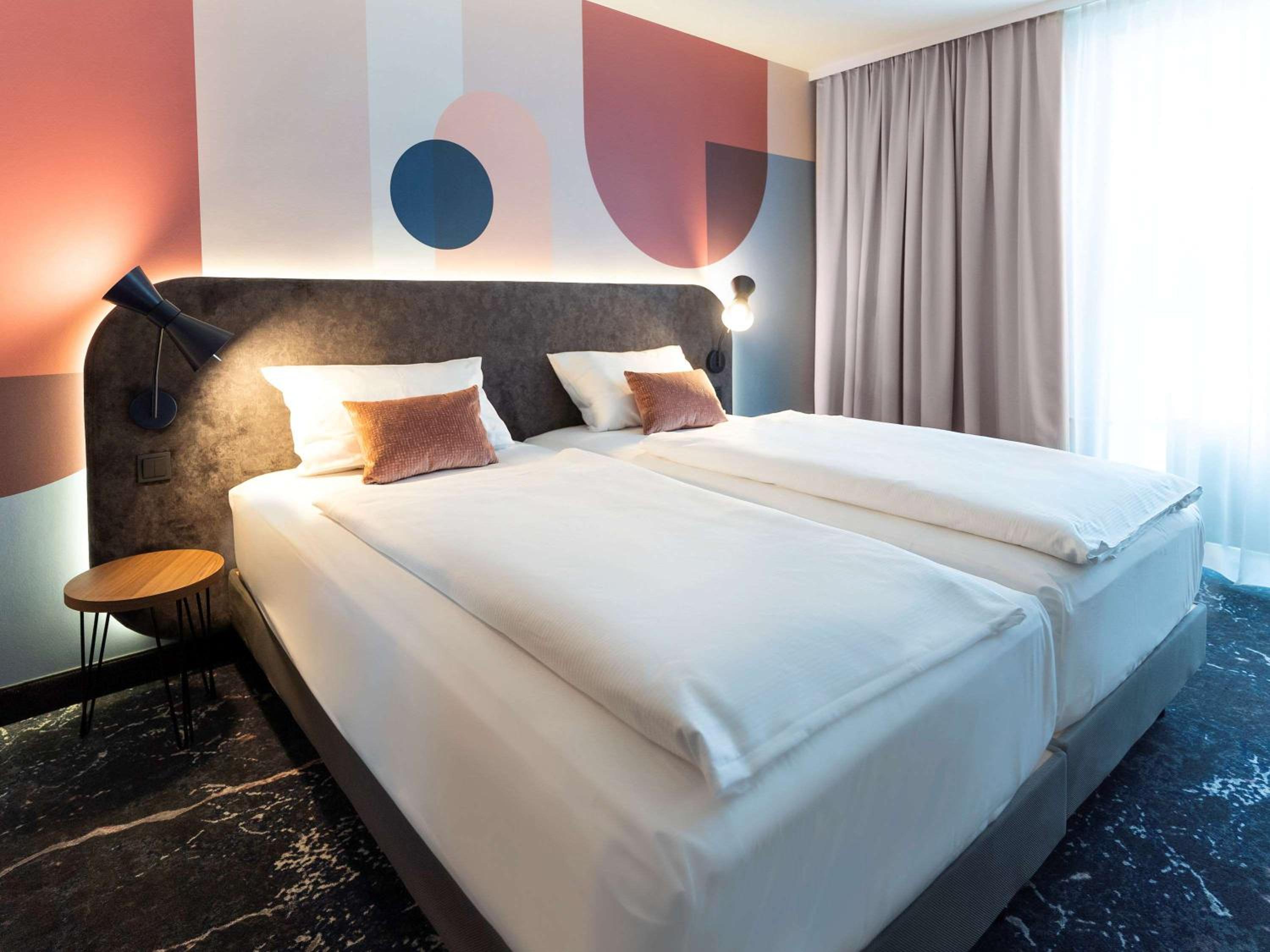 Standard Twin Room - Photo 1