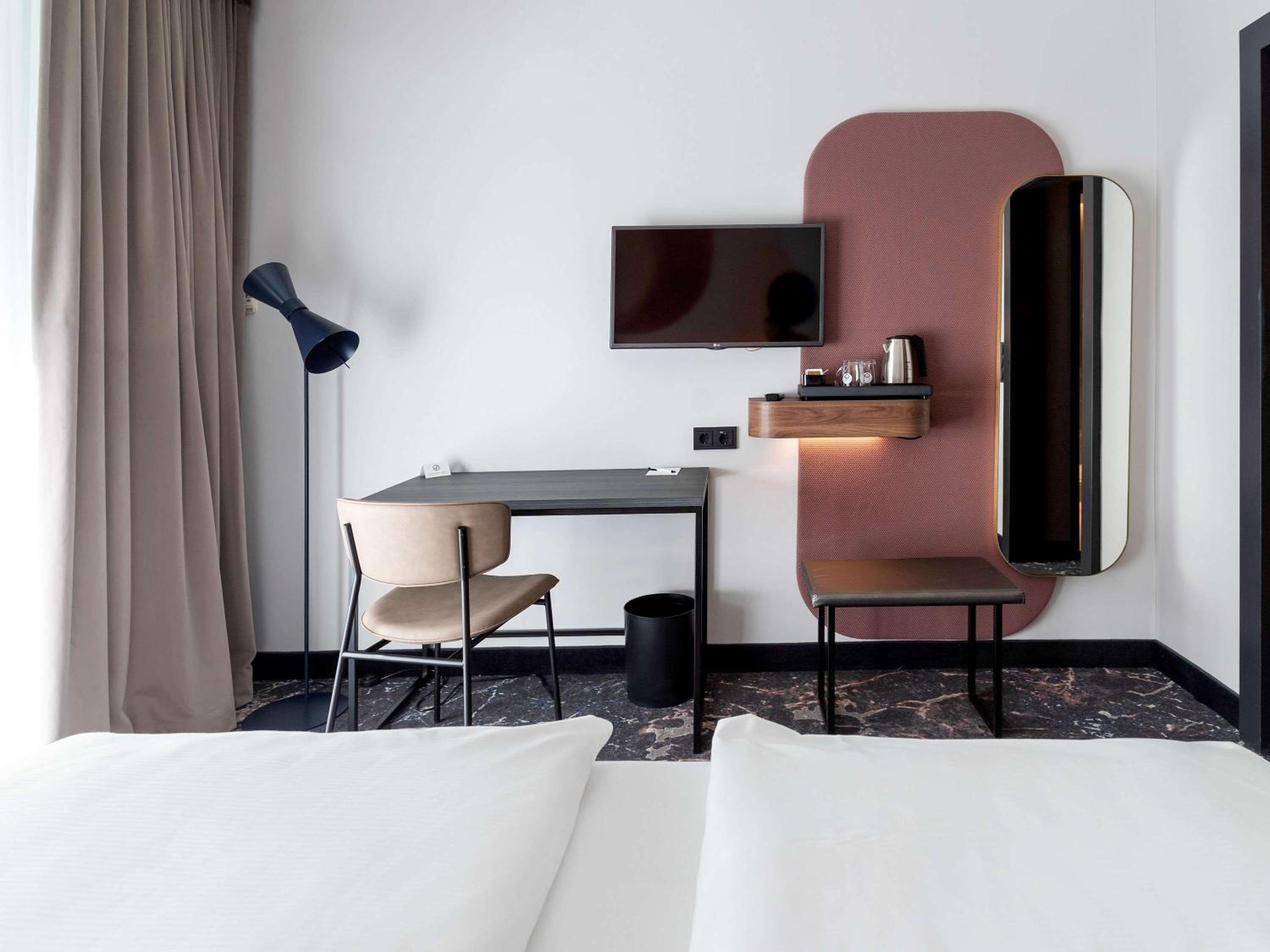 Standard Double Room - Photo 19