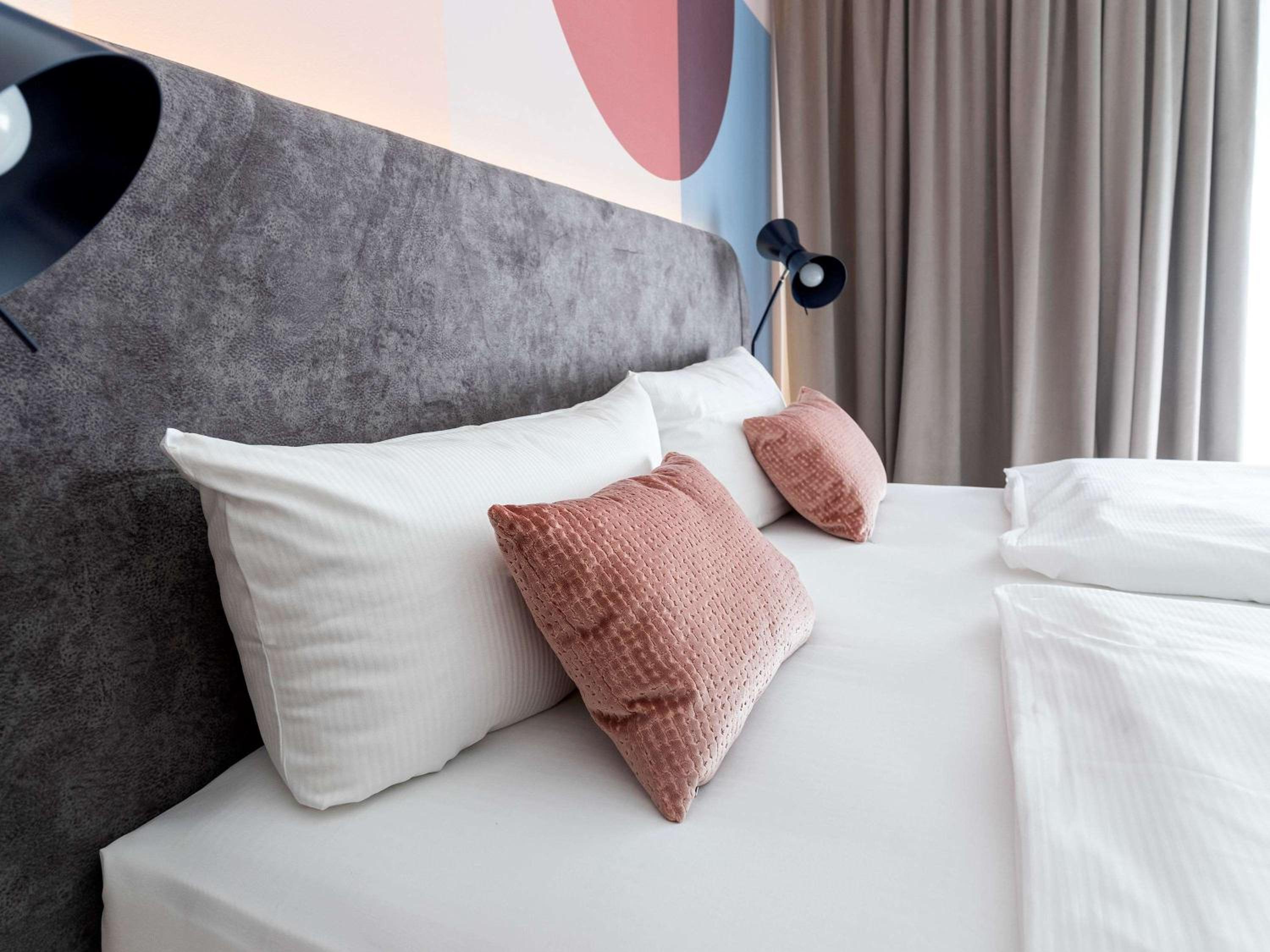 Standard Double Room - Photo 20