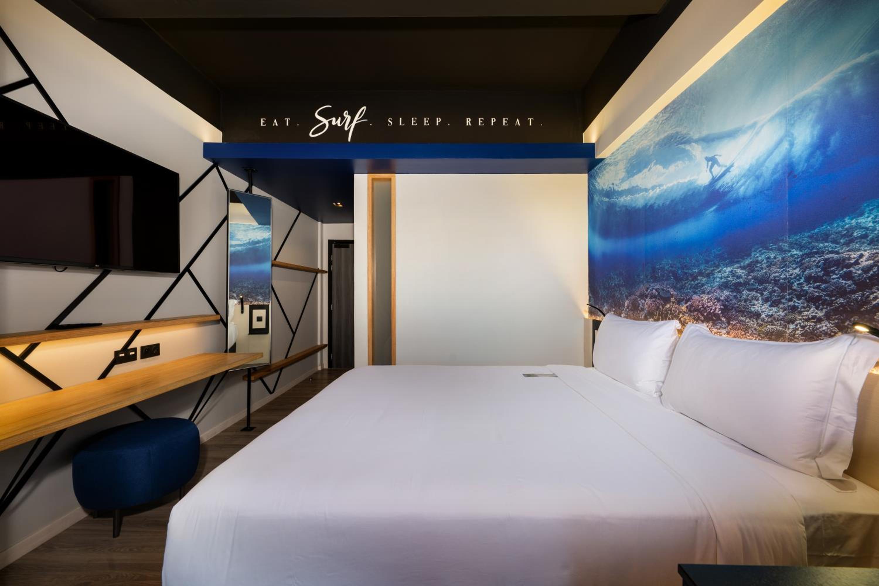 Double Room with King Size Bed photo 3