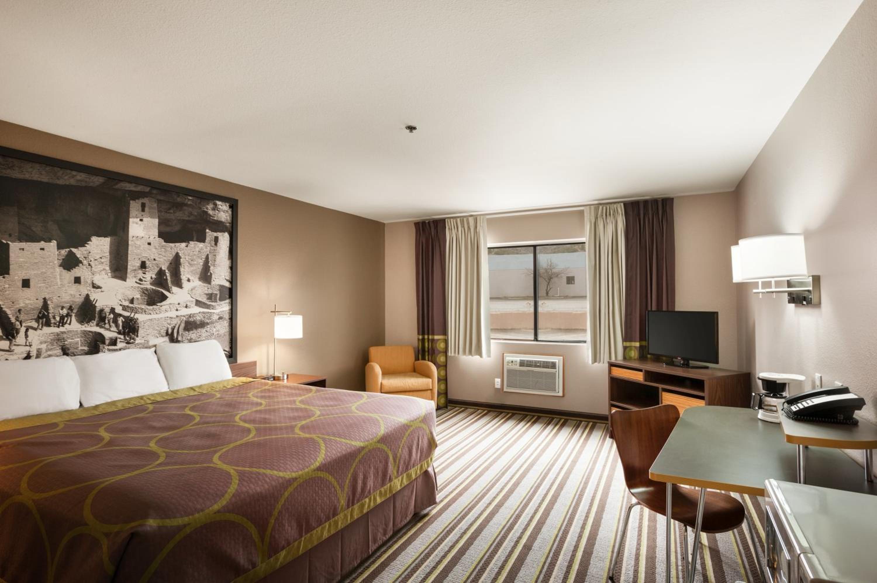King Room- Non-Smoking - Photo 2