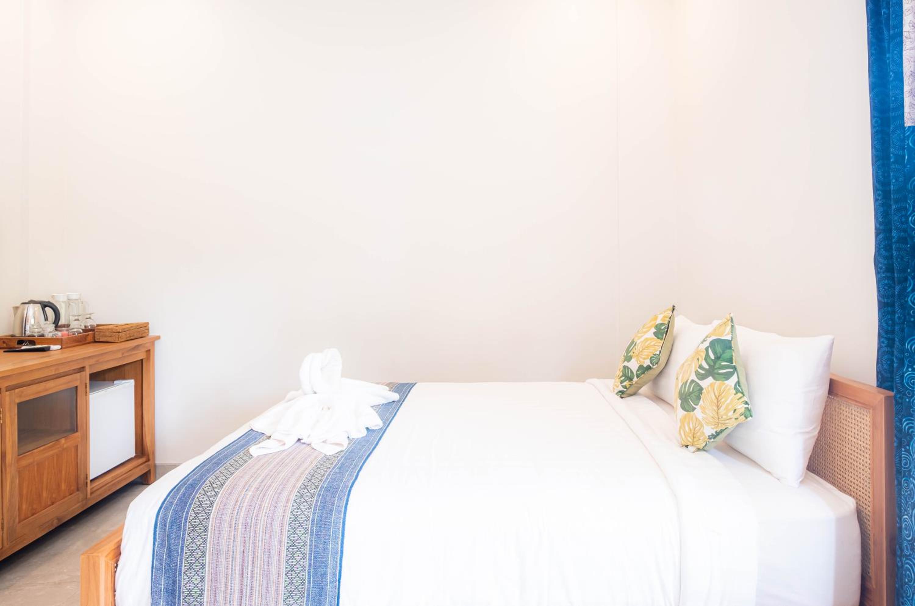 Deluxe Double Room - Photo 21