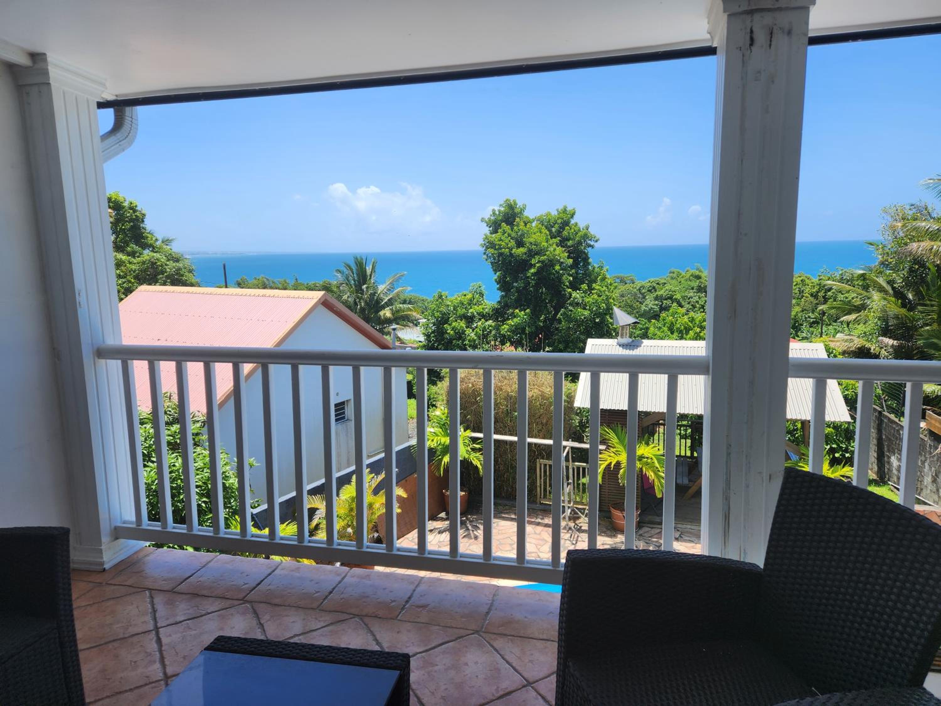 Three-Bedroom Villa photo 3