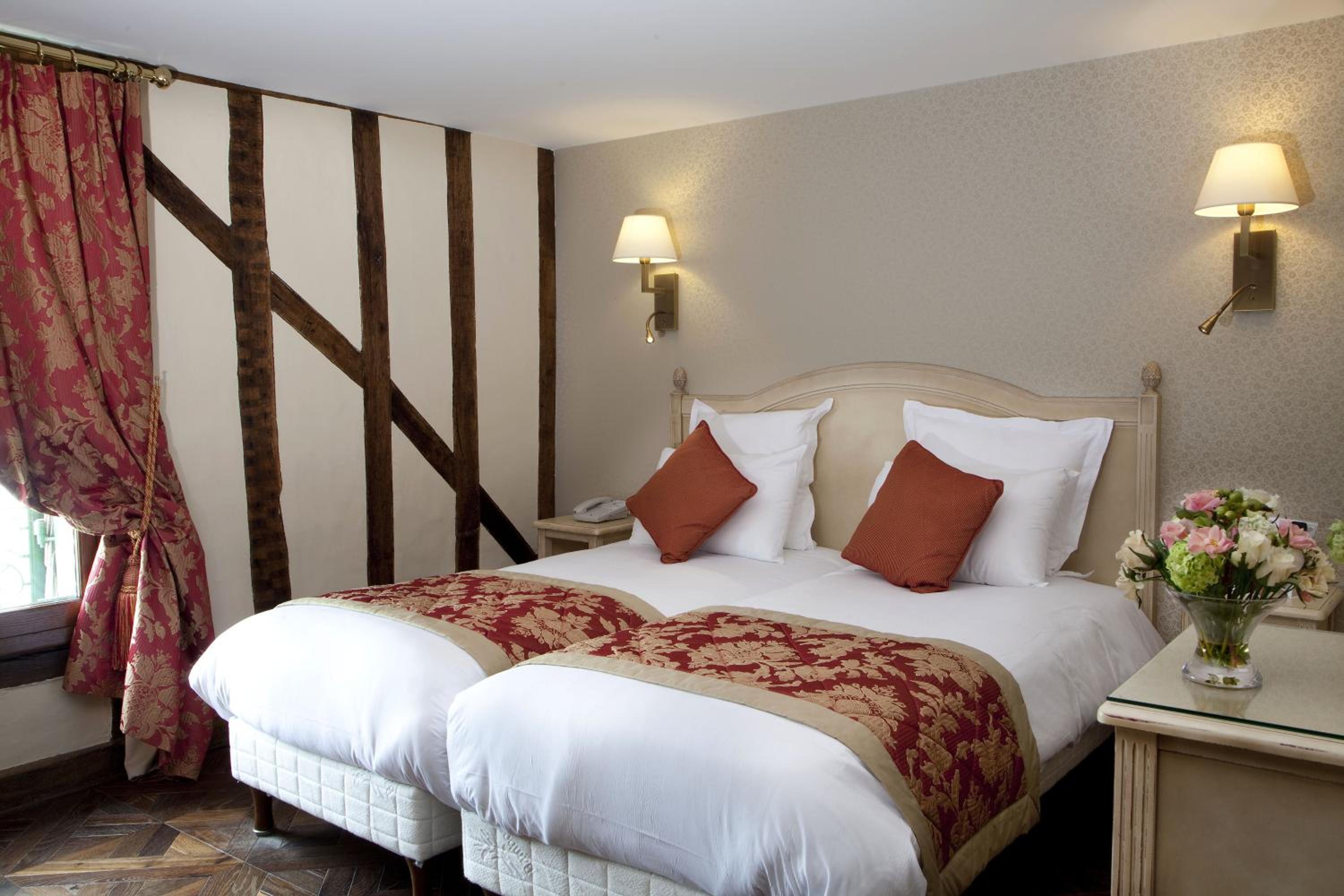 Twin Room - Photo 8