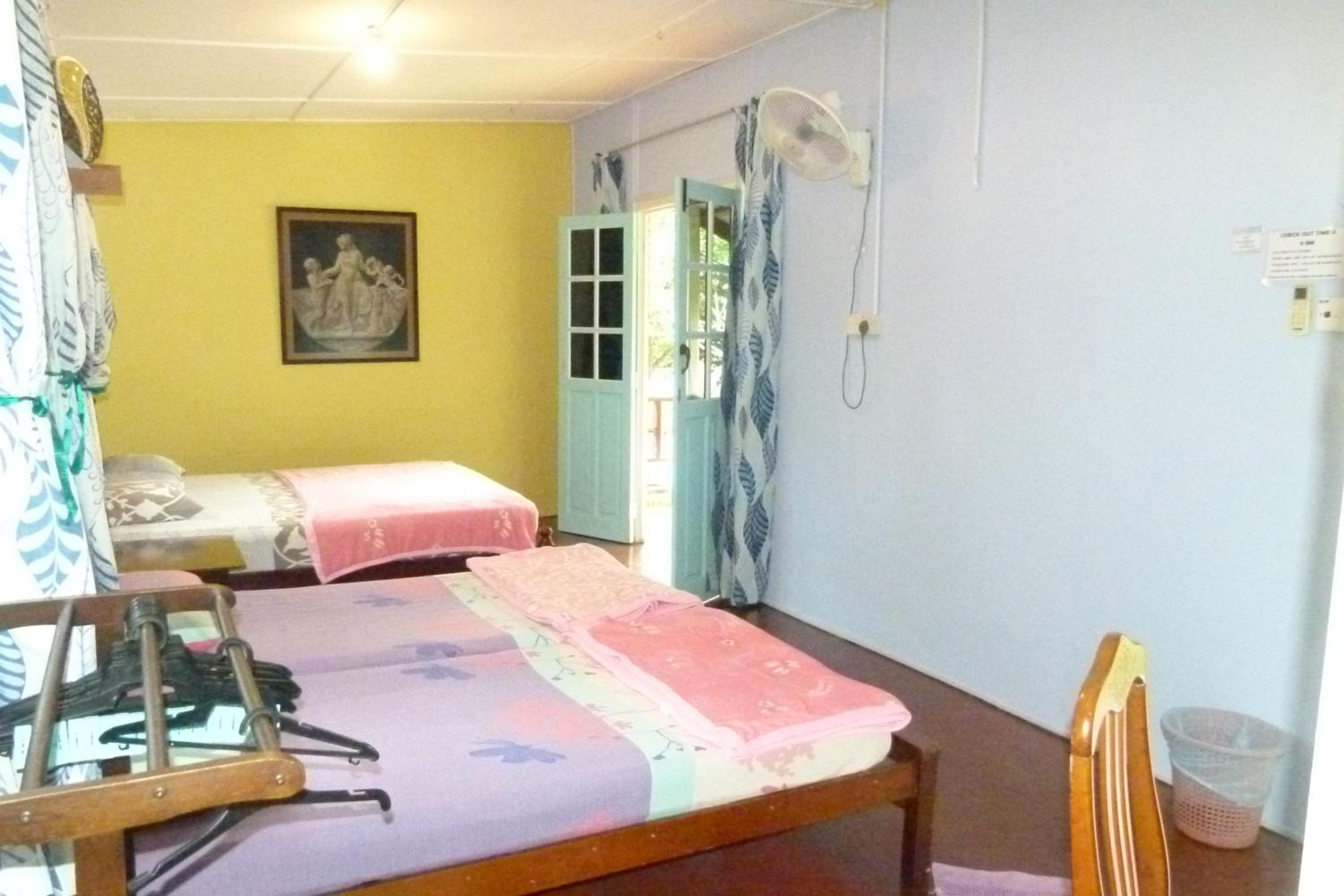 Upper Floor AC Family Room For 4 People