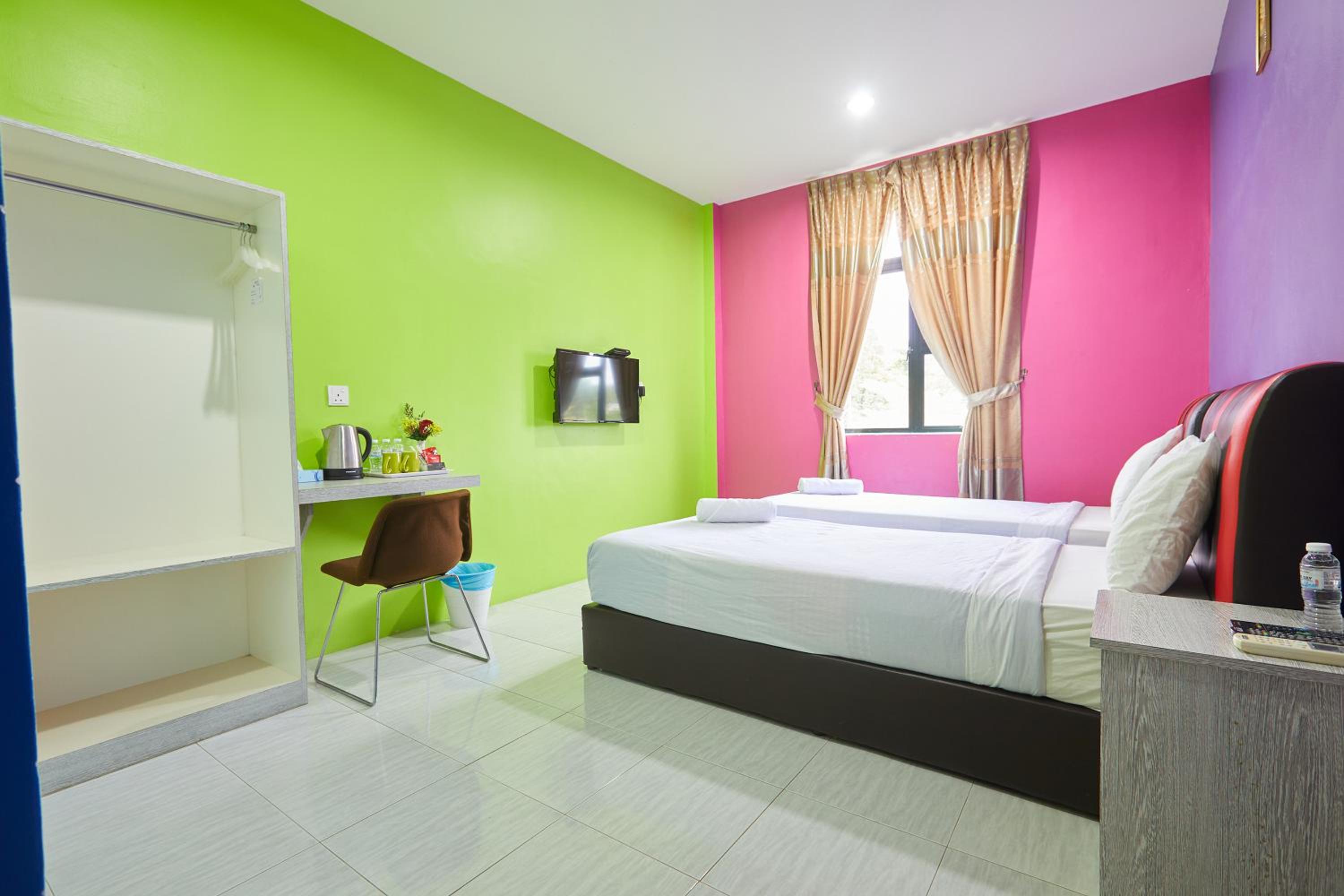 Deluxe Twin Room - Photo 5