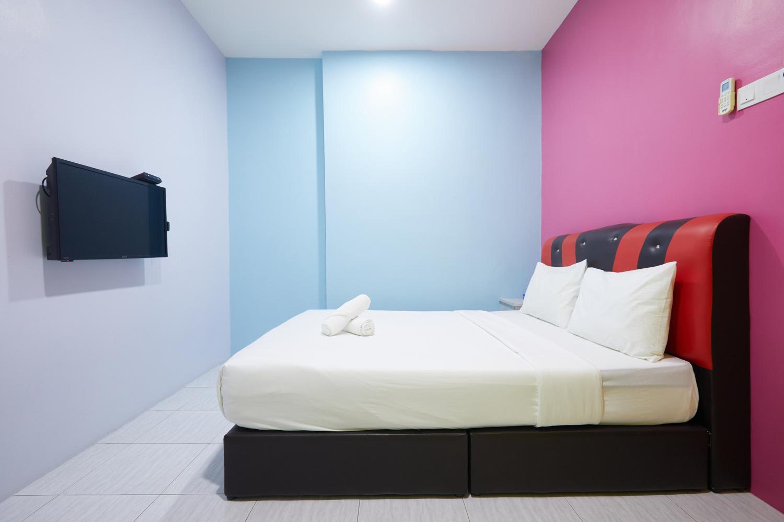Standard Queen Room - Photo 1