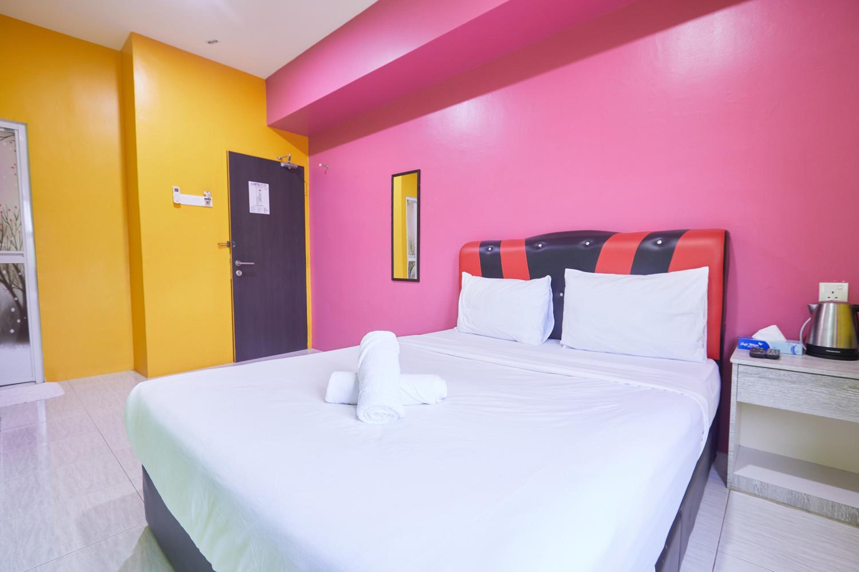 Standard Queen Room - Photo 4
