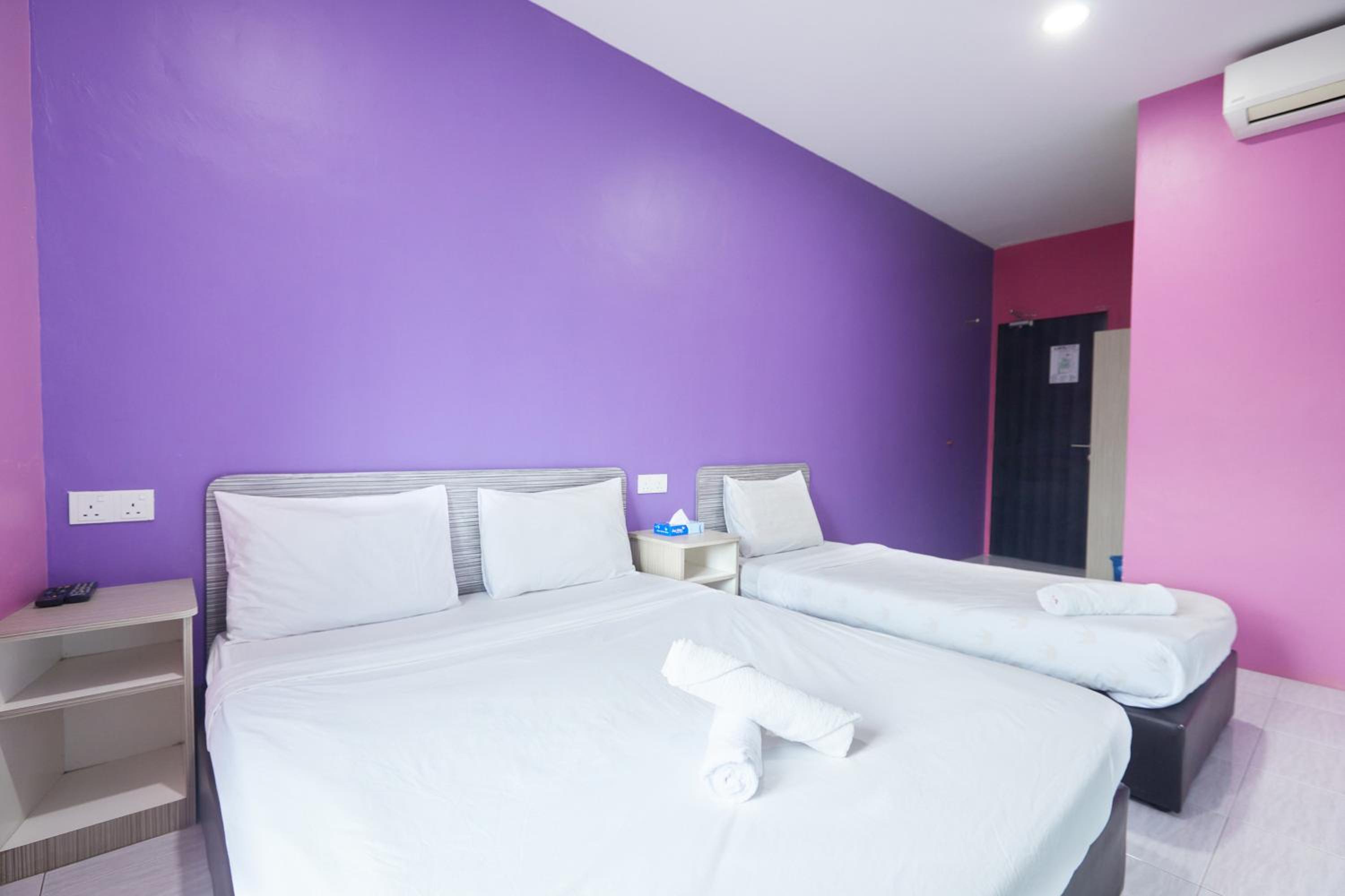 Triple Room - Photo 1