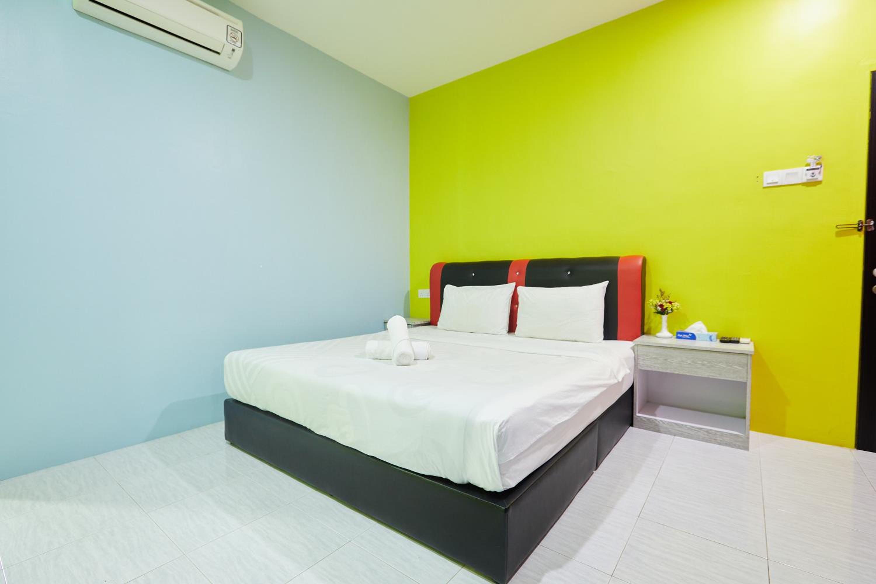 Standard King Room - Photo 1