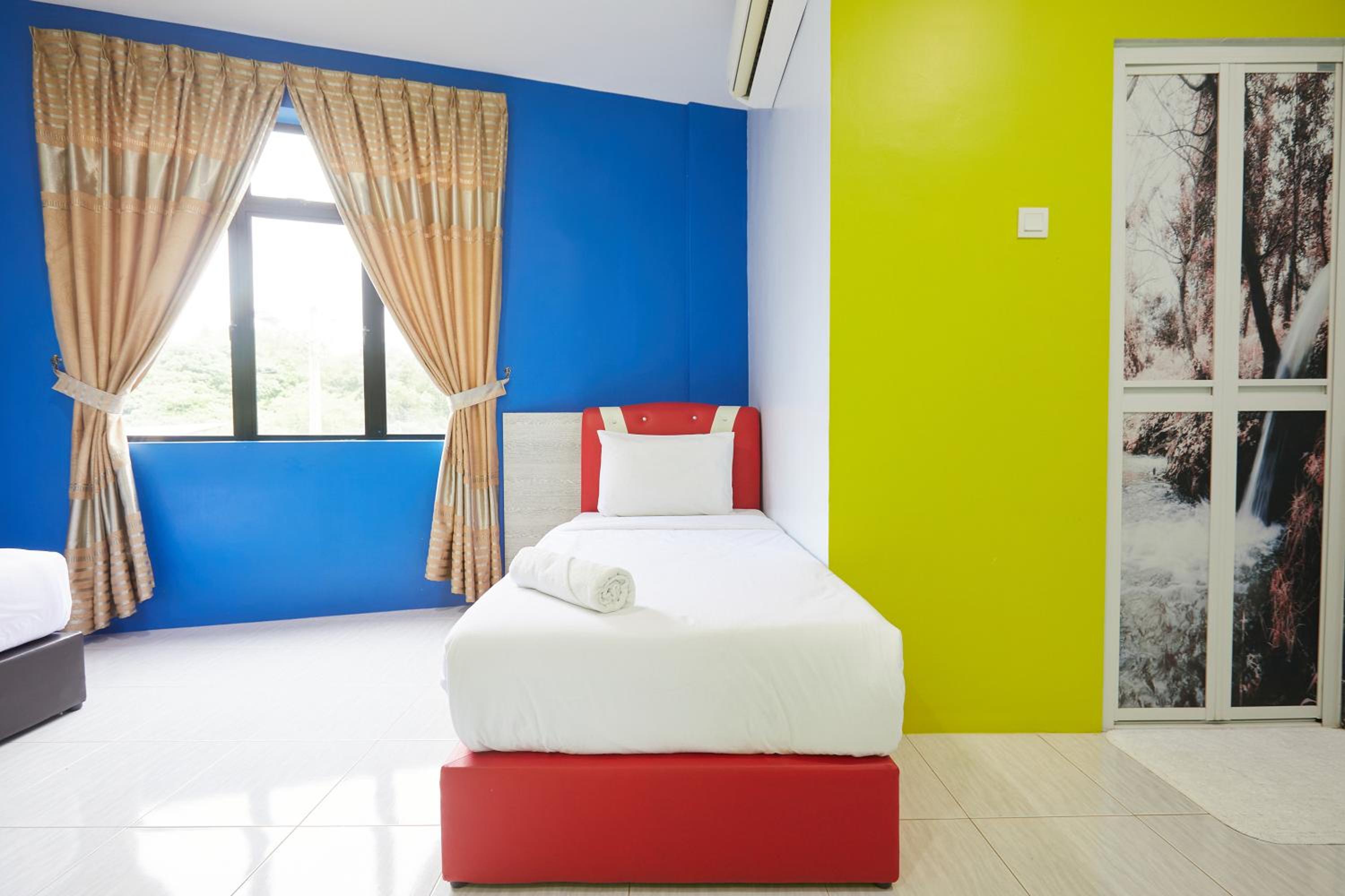 Deluxe Triple Room - Photo 6