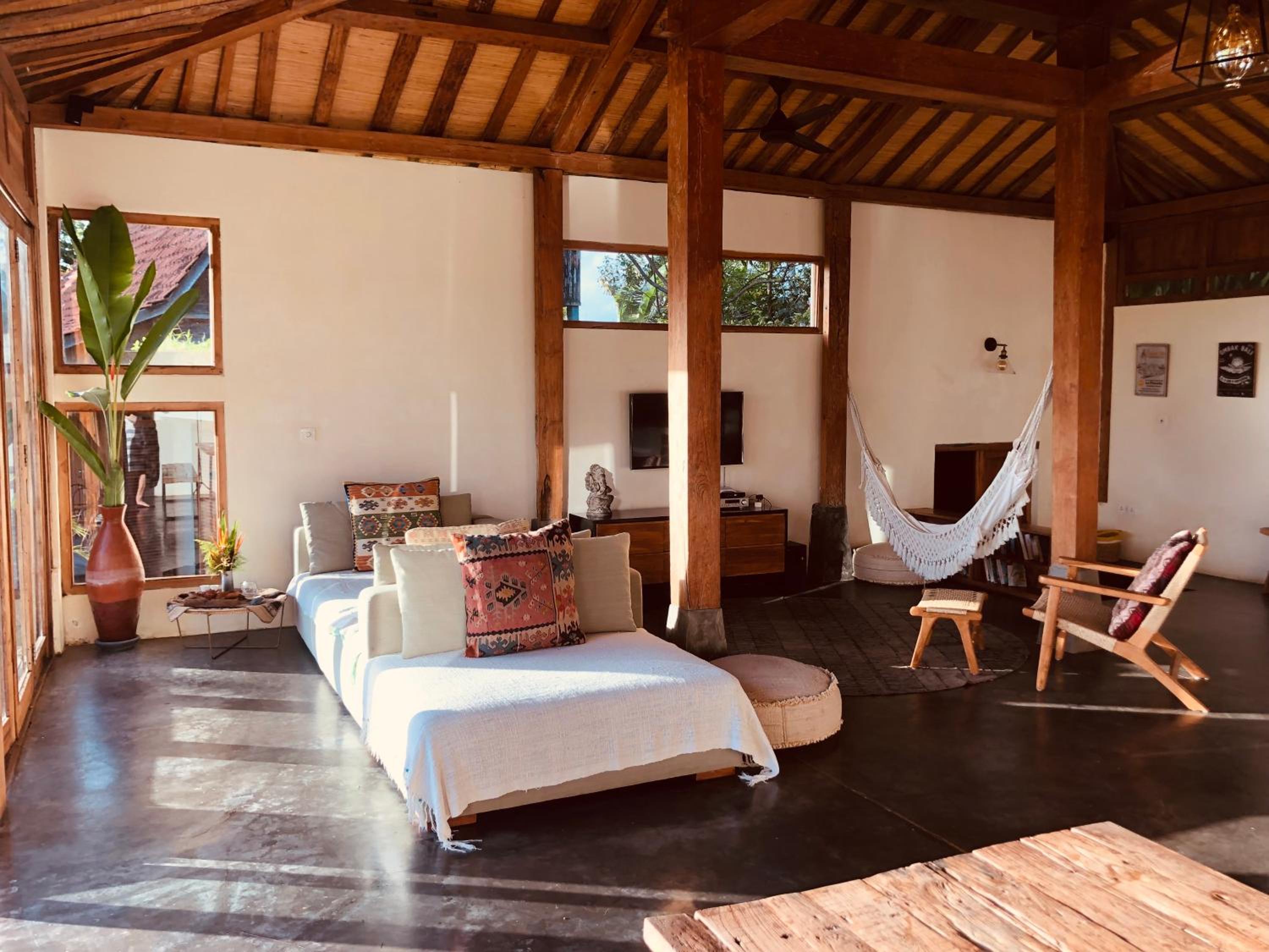 Three-Bedroom Villa photo 1