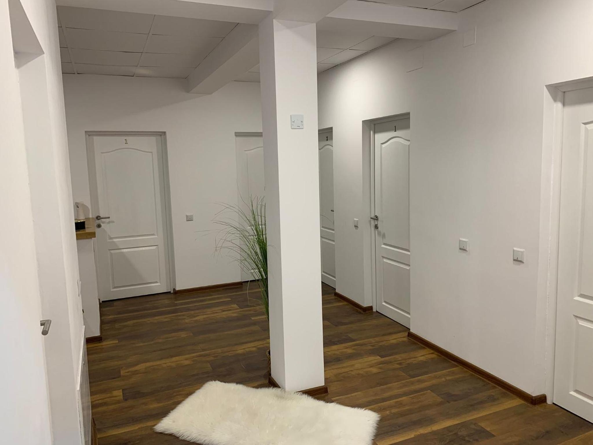 Double Room with Private Bathroom - Photo 1