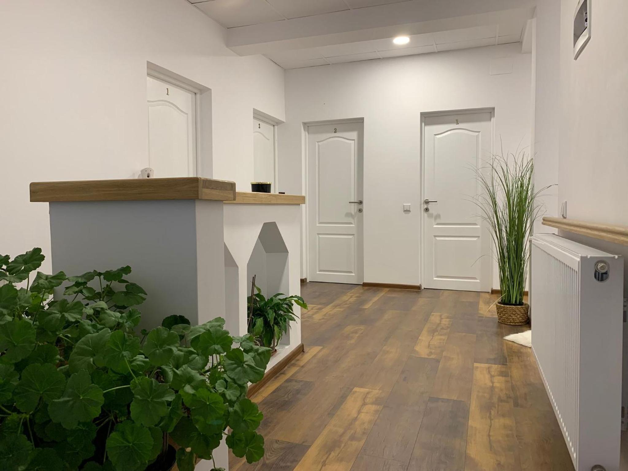 Double Room with Private Bathroom - Photo 8